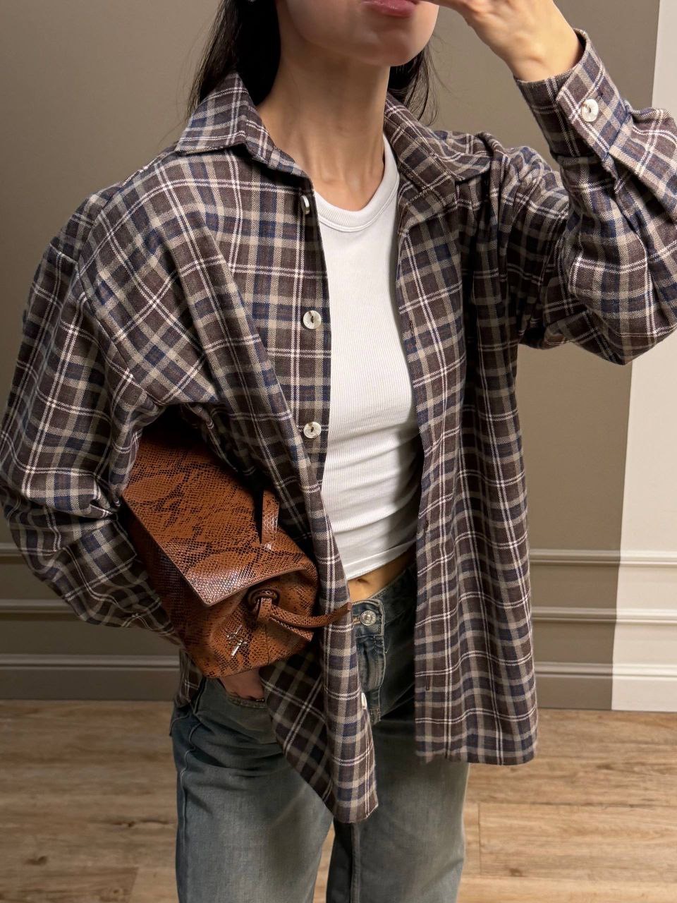 Languoti flaneliniai marškiniai