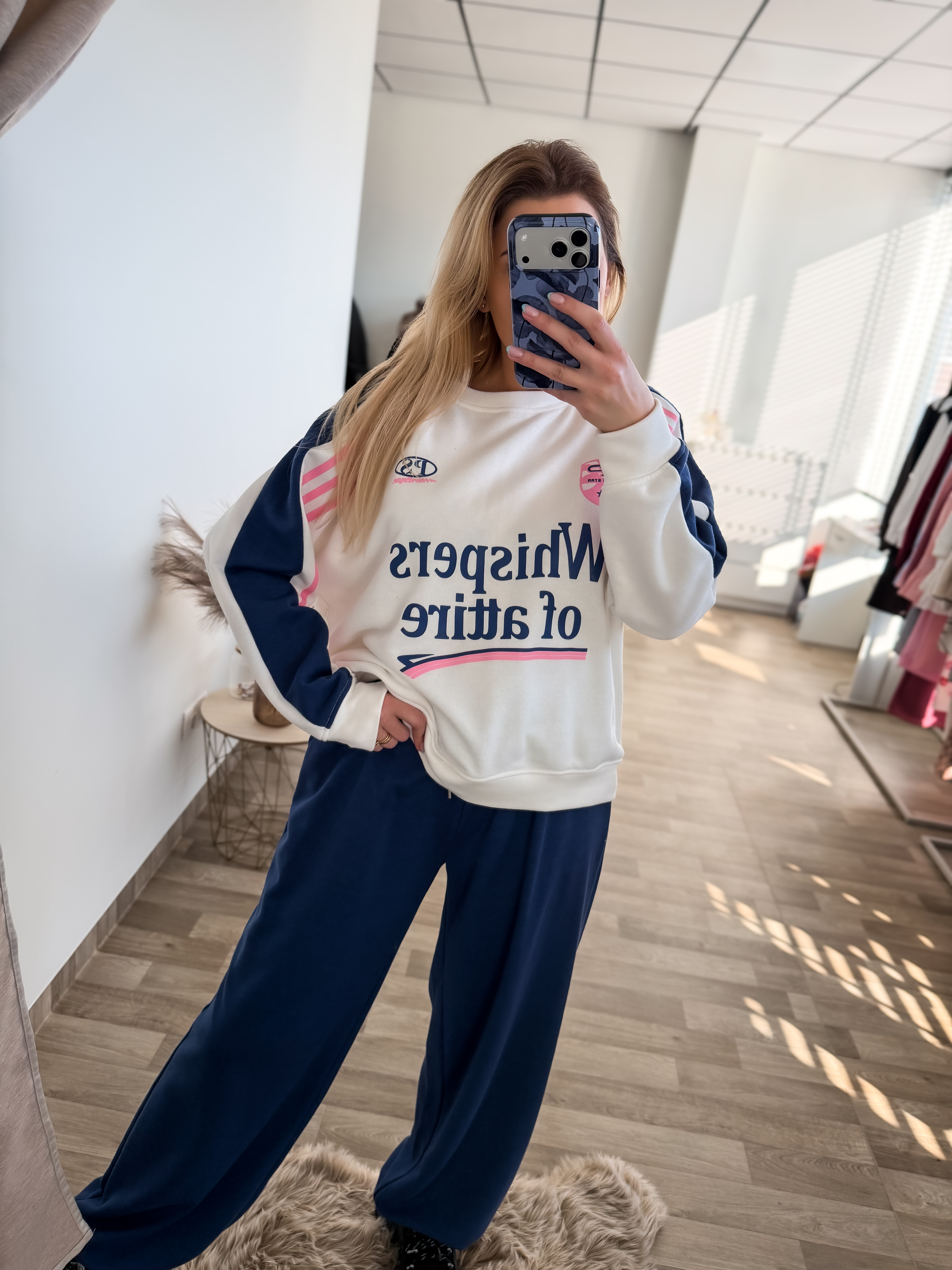 Laisvalaikio kostiumėlis “Whispers”