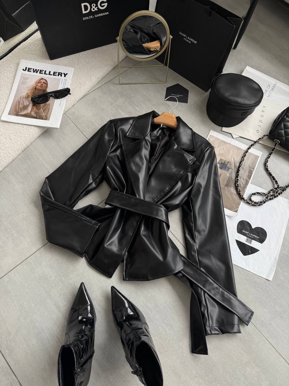 Eko odos švarkelis su dirželiu