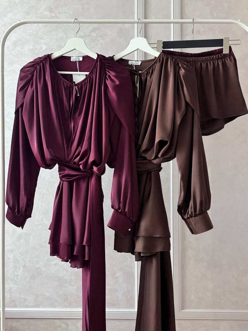 Armani šilko suknelė su šortukais