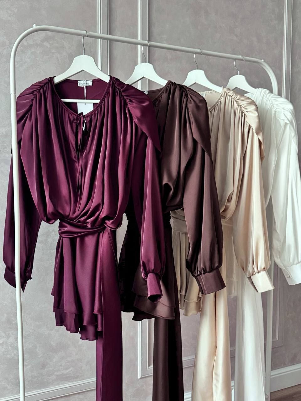 Armani šilko suknelė su šortukais