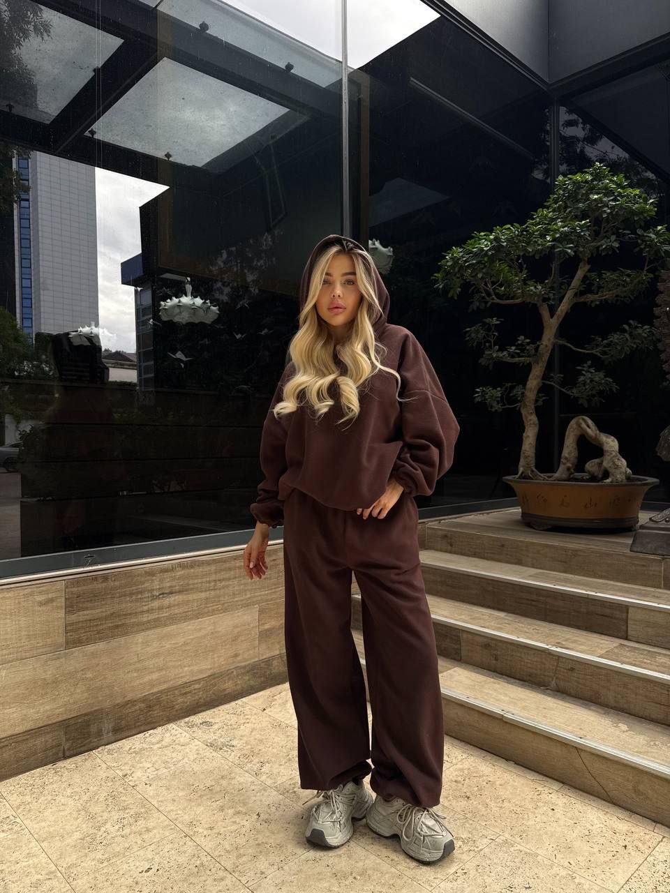 Oversize stiliaus flisinis laisvalaikio kostiumas