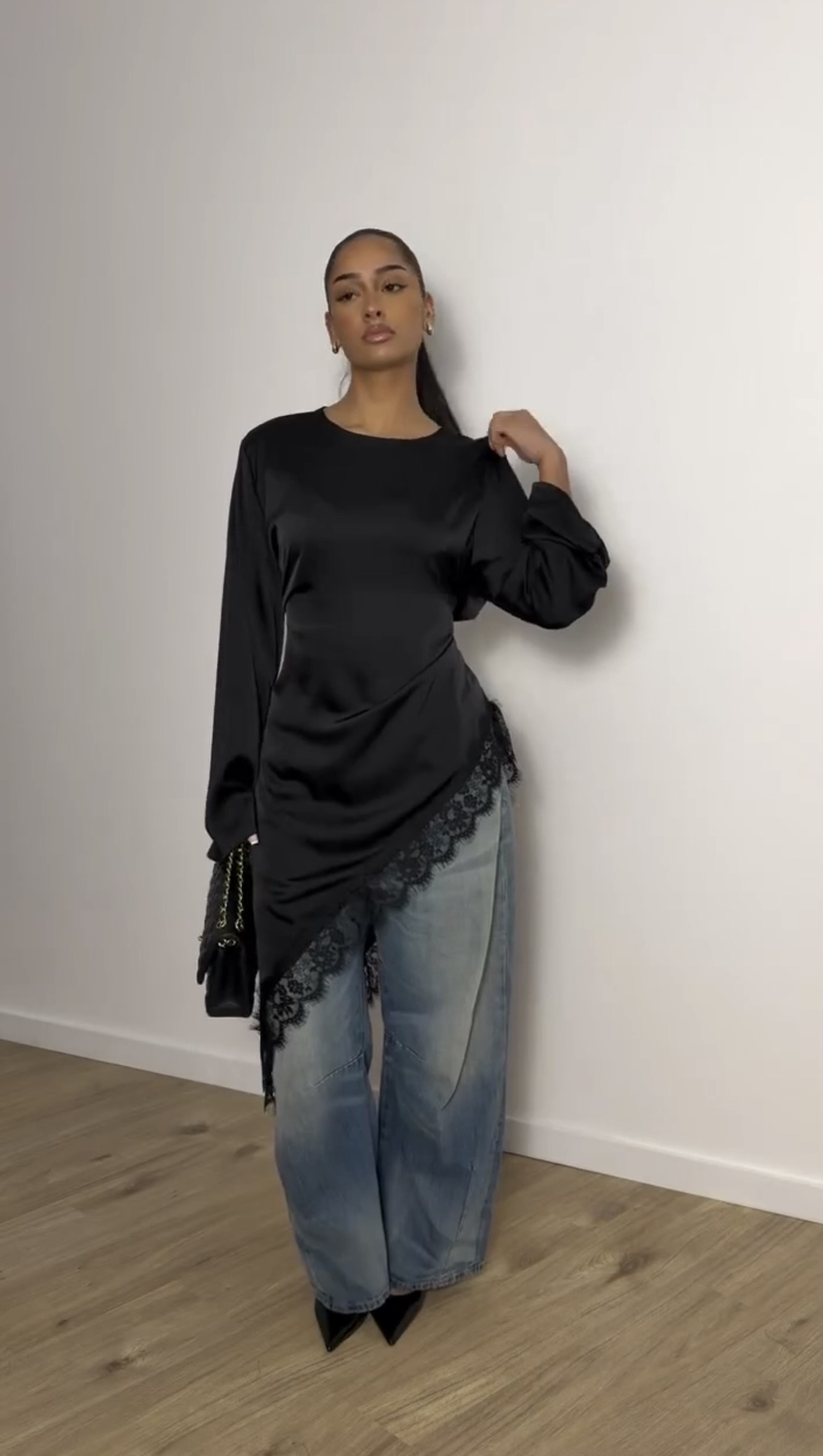 Palaidinė su dirželiu 