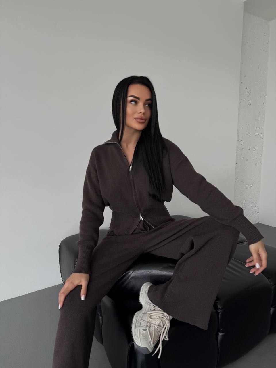 Laisvalaikio kostiumėlis “Mona”