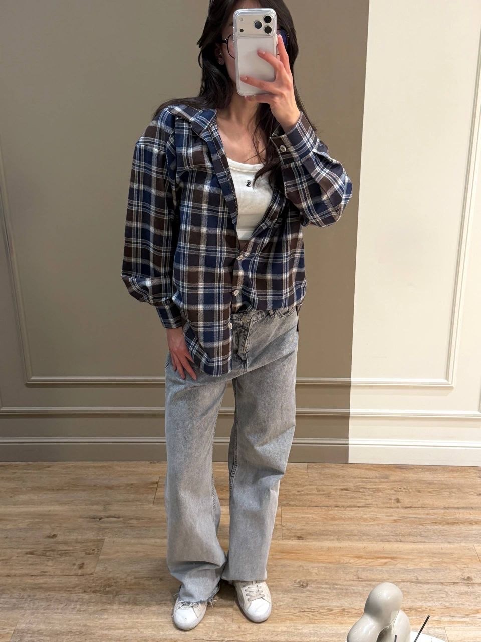 Languoti flaneliniai marškiniai