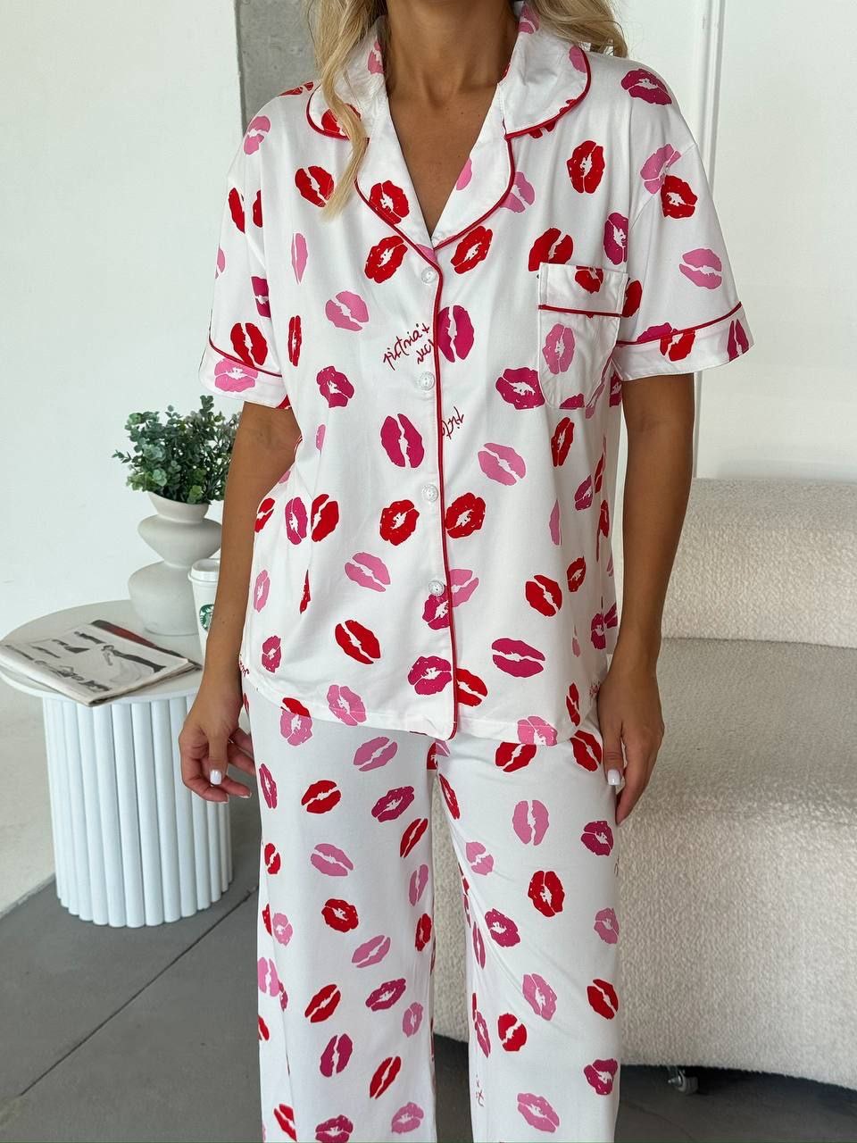 Trijų dalių pižamos komplektas