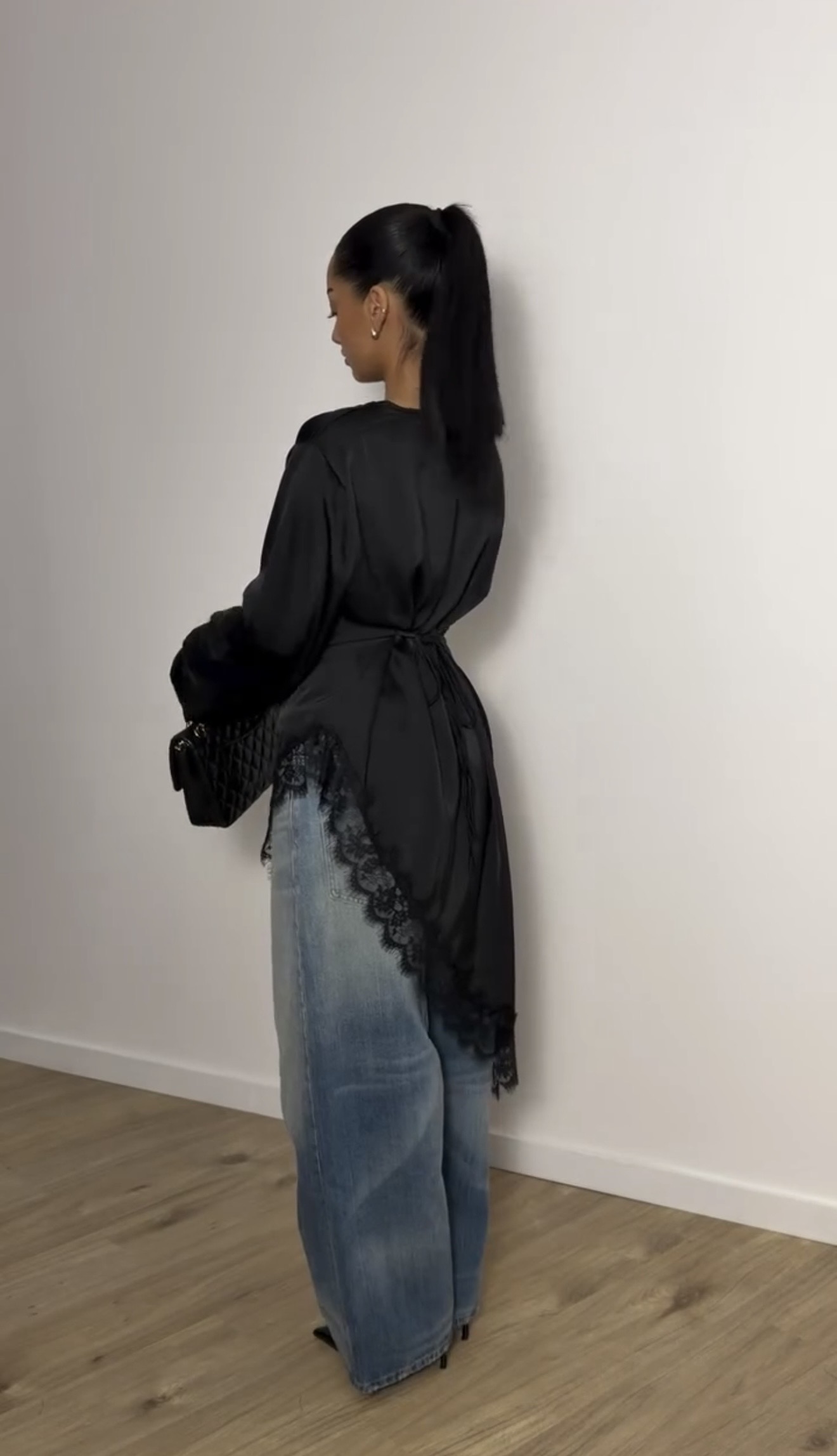 Palaidinė su dirželiu 