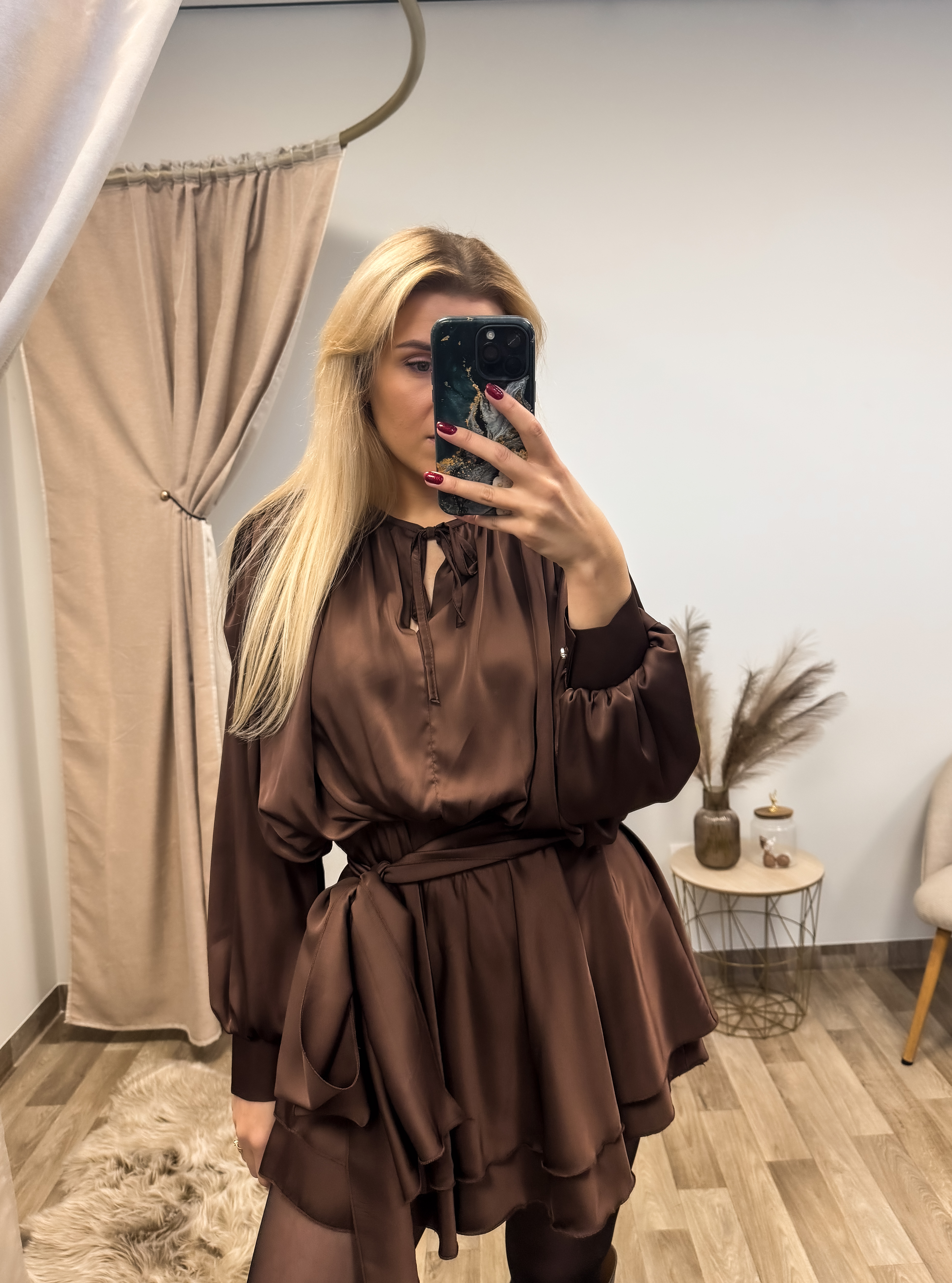 Armani šilko suknelė su šortukais