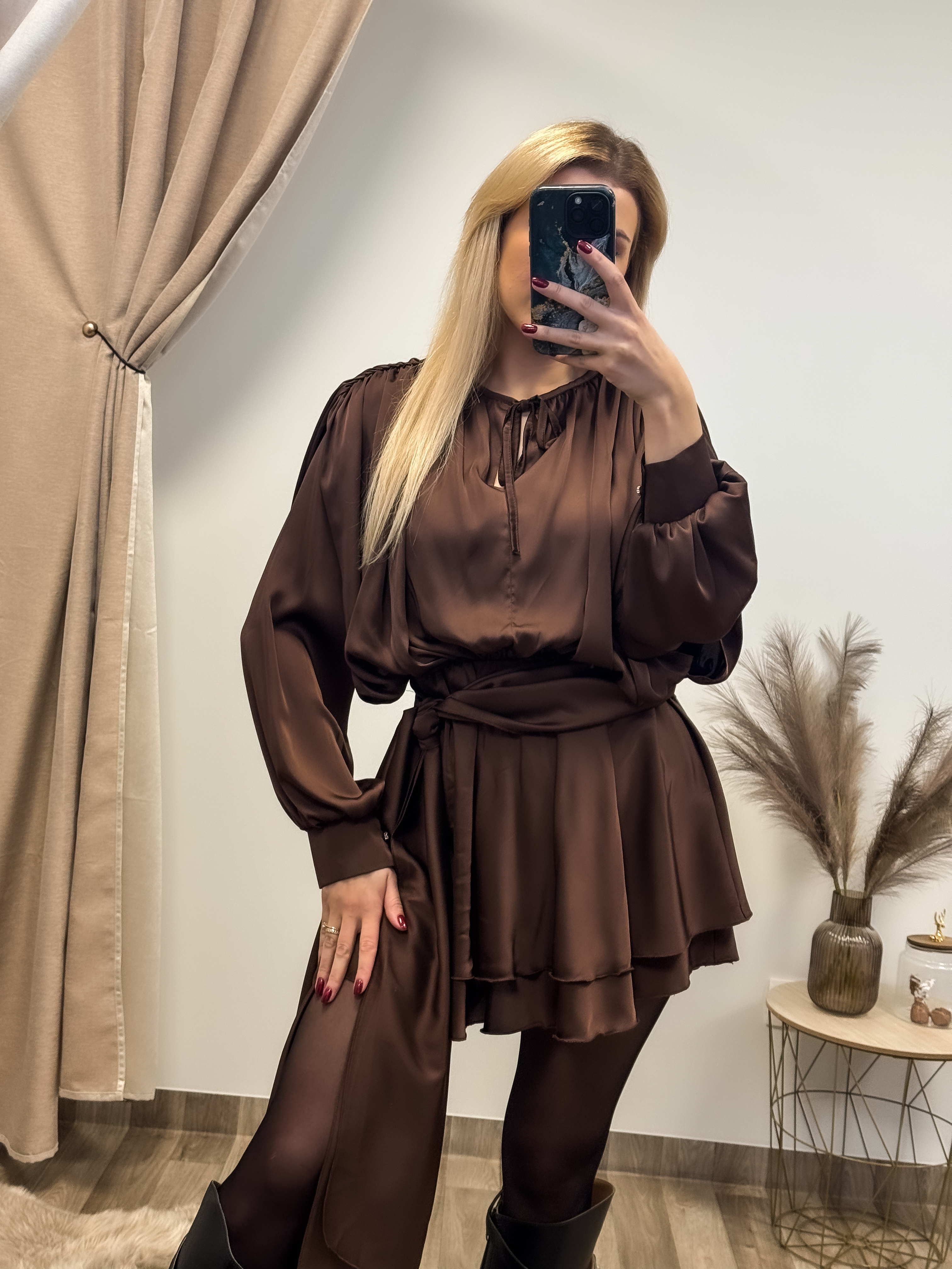 Armani šilko suknelė su šortukais