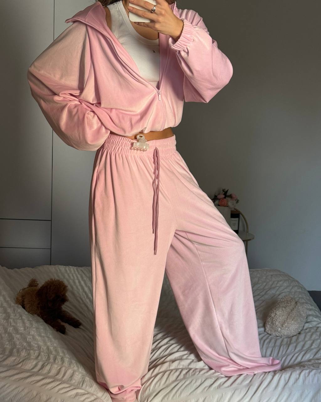 Rožinis oversize stiliaus laisvalaikio kostiumėlis