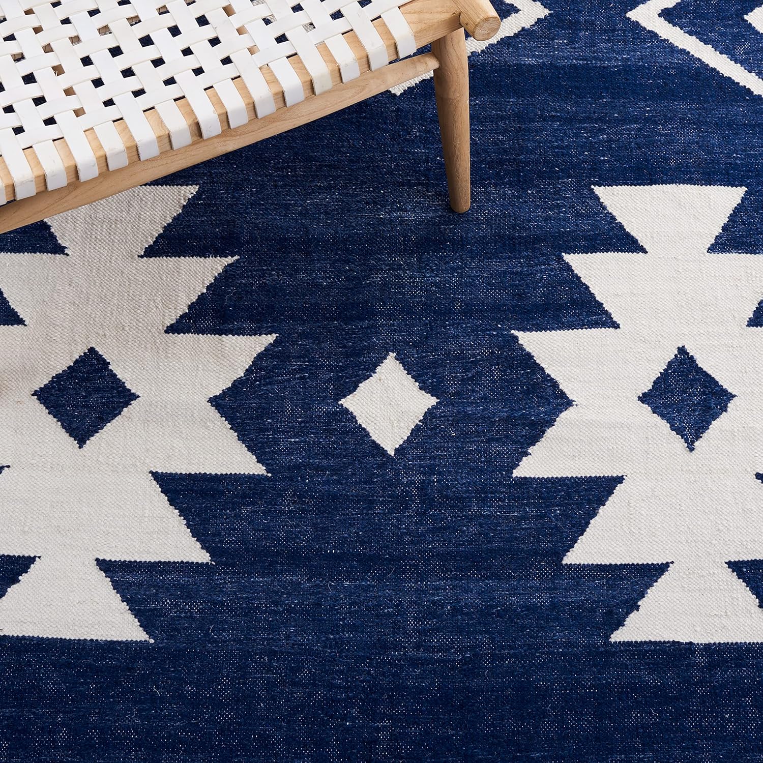 Navy Haven Kilim - Rustic Handmade Elegance