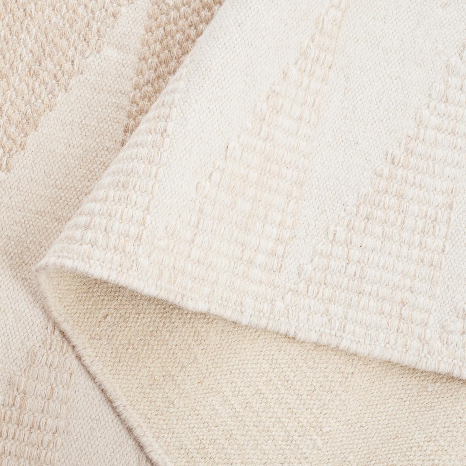 Geometric Wool Kilim | A Touch of Authenticity with a Contemporary Twist