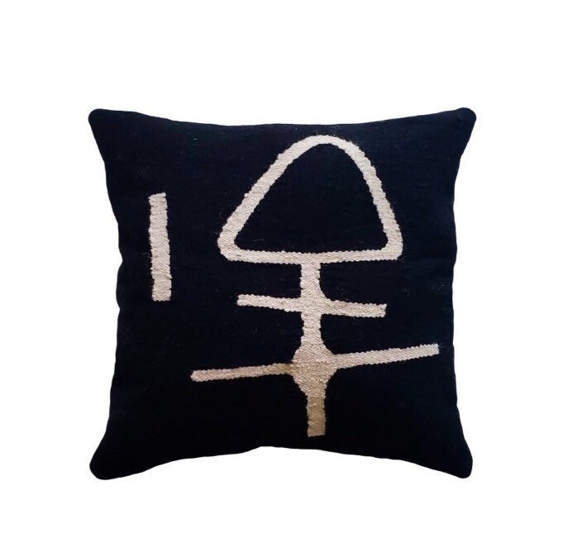The Luxury Cushion | Classic Craftsmanship with a Contemporary Edge