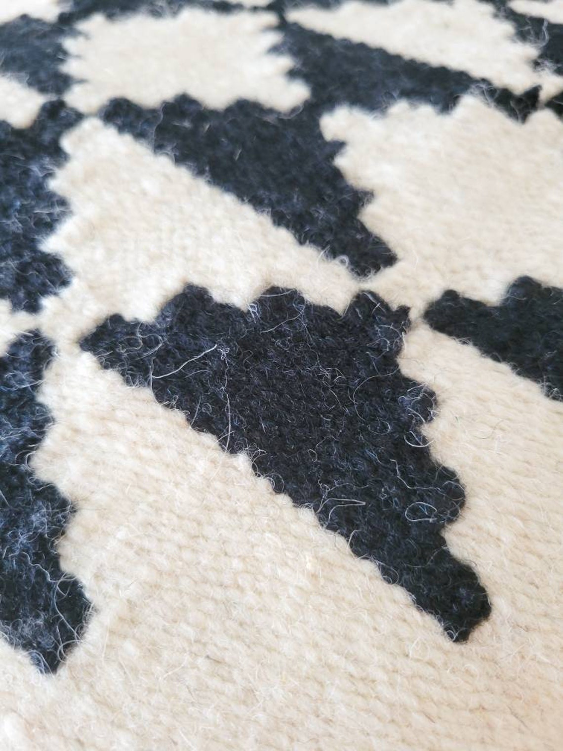 Ethereal Comfort Wool Cushion – Where Luxury Meets Tradition