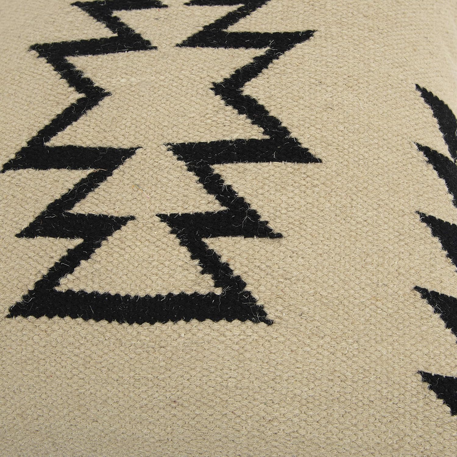 Harmony Wool Cushion – The Essence of Cozy Elegance