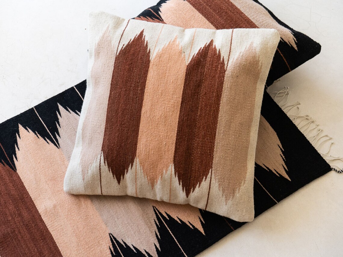 Echoes of Mexico – Handwoven Wool Cushion
