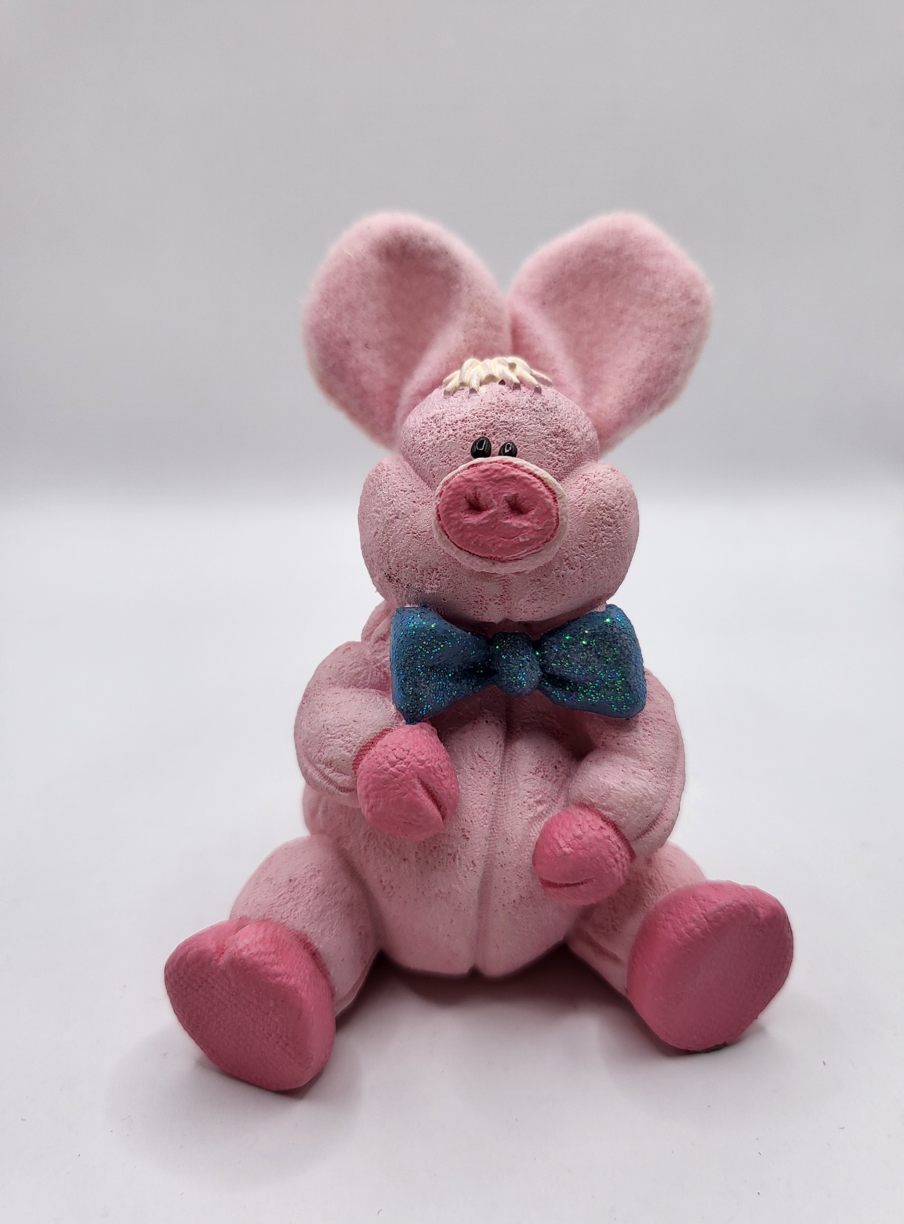 Dekoratyvinė Statulėlė - "Greedy The Pig"