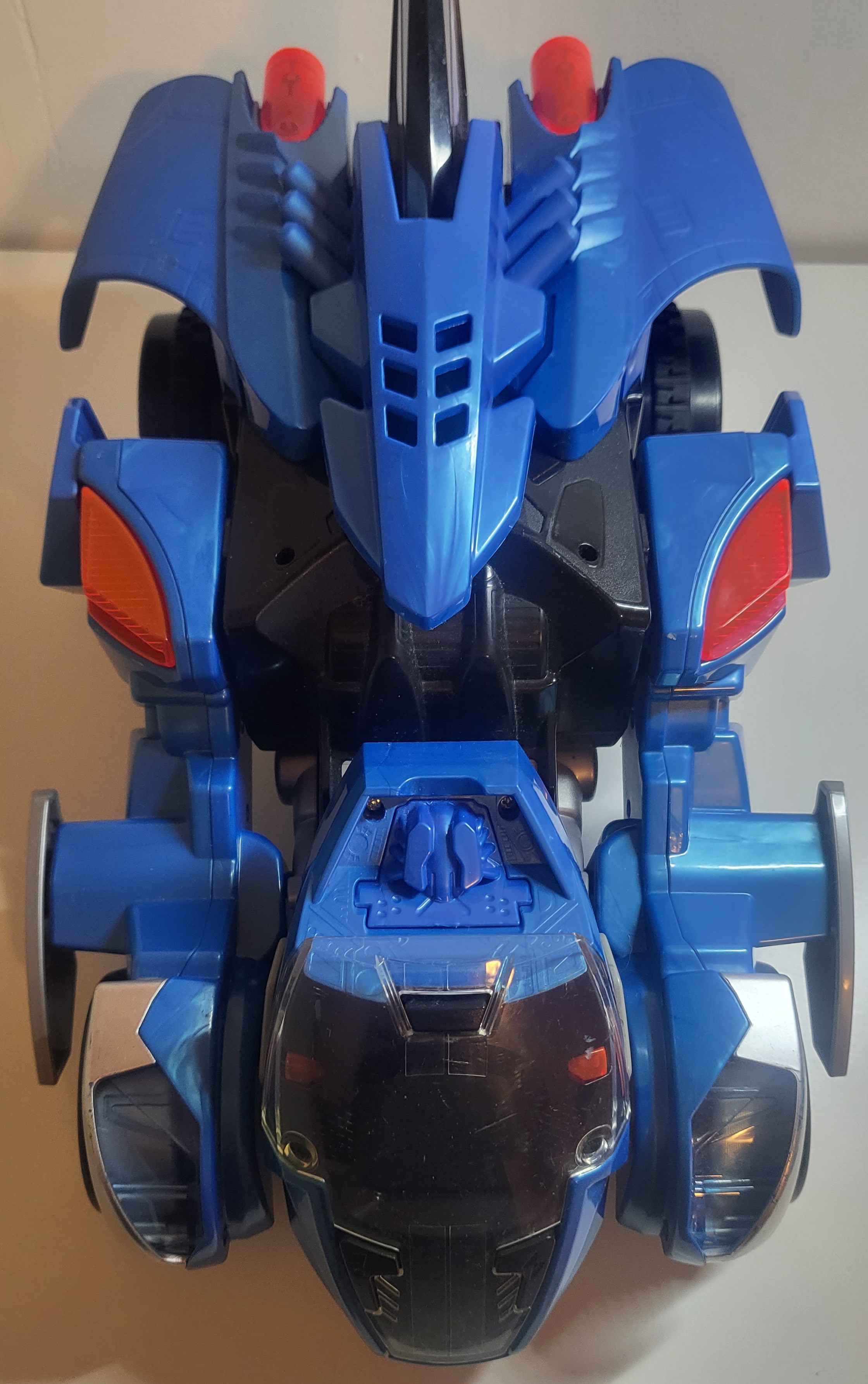 Automobilis „Mėlynas Transformeris“