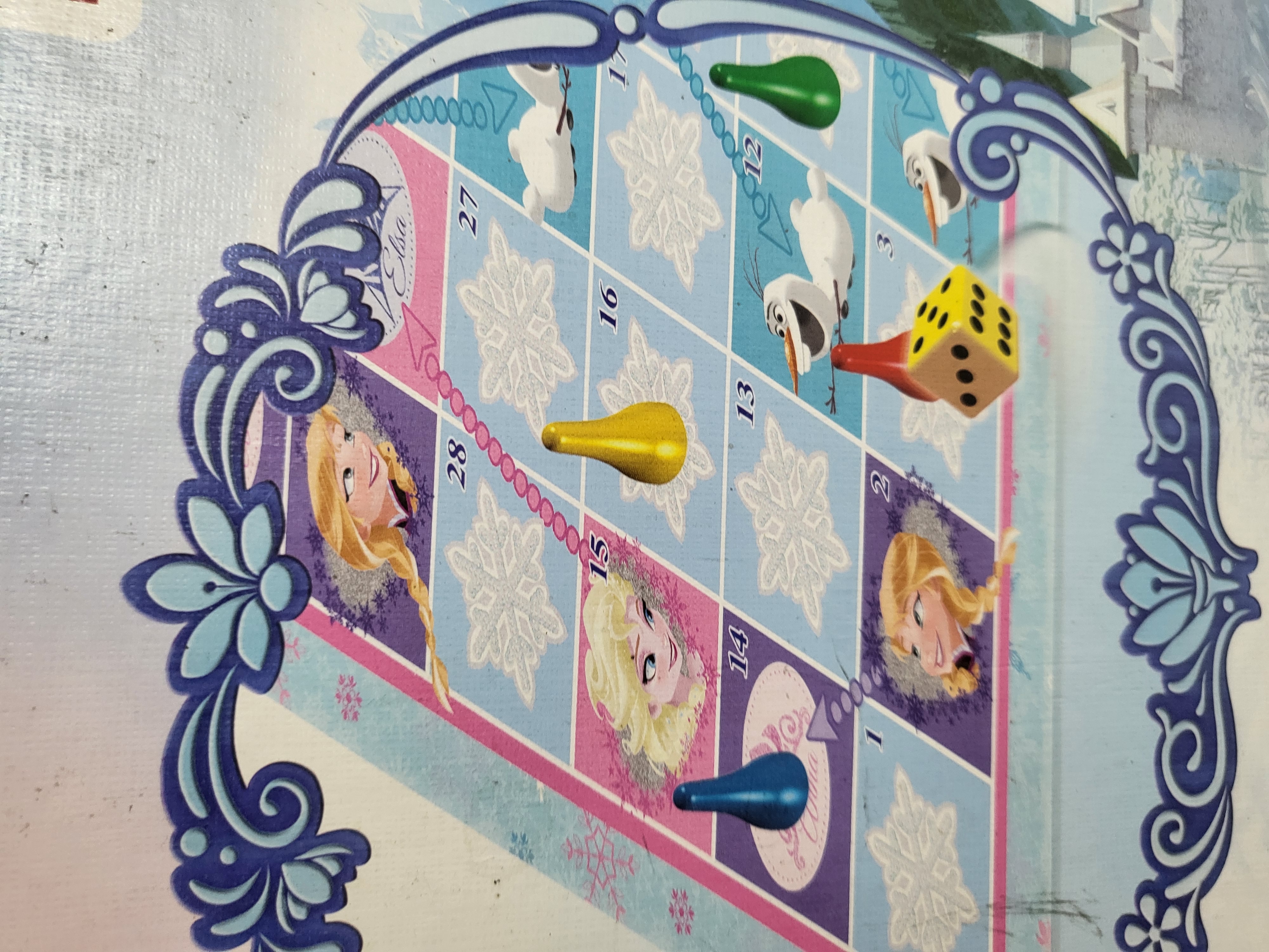 DISNEY FROZEN STALO ŽAIDIMAS "SNAKES & LADDERS"