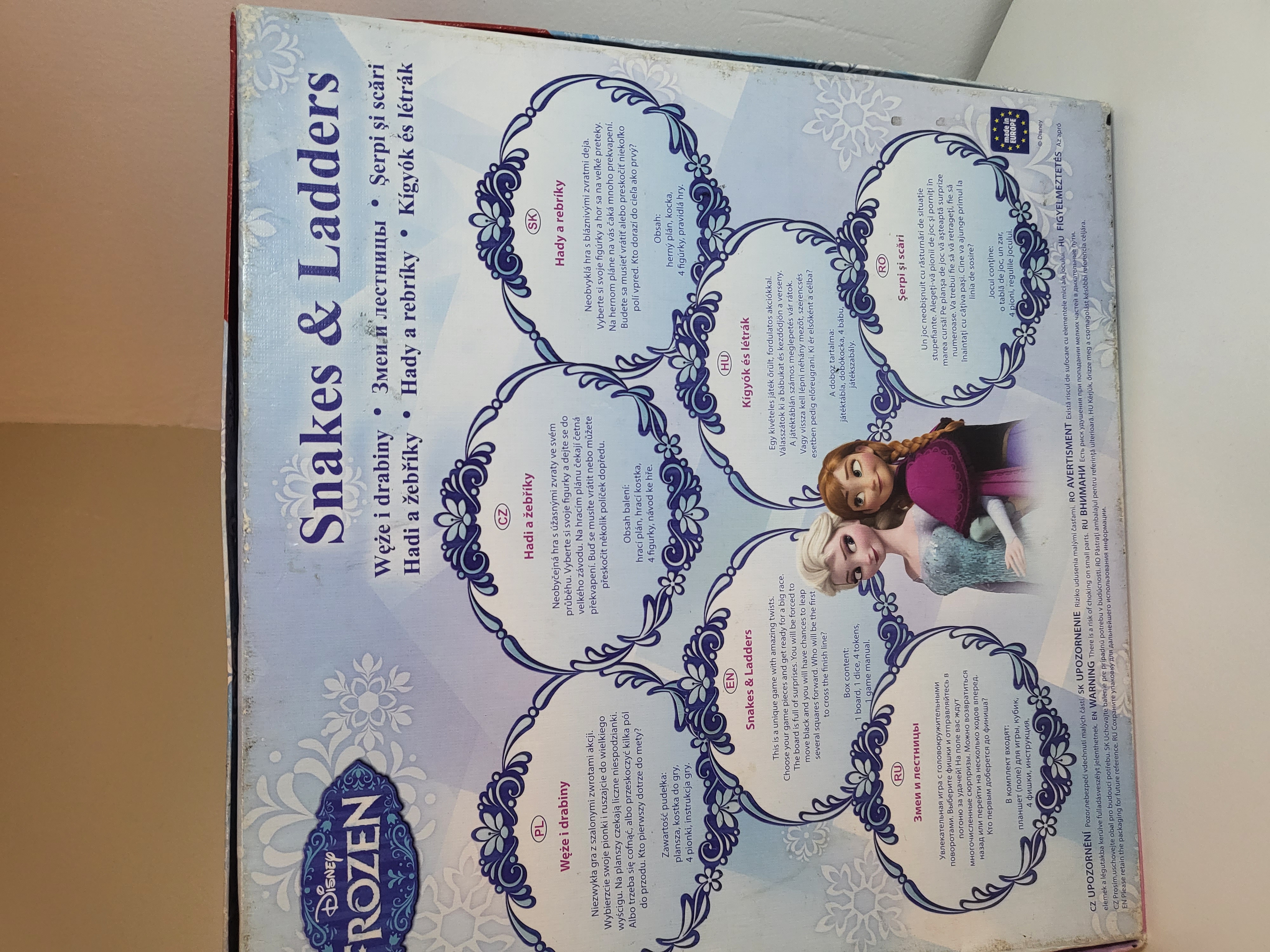 DISNEY FROZEN STALO ŽAIDIMAS "SNAKES & LADDERS"