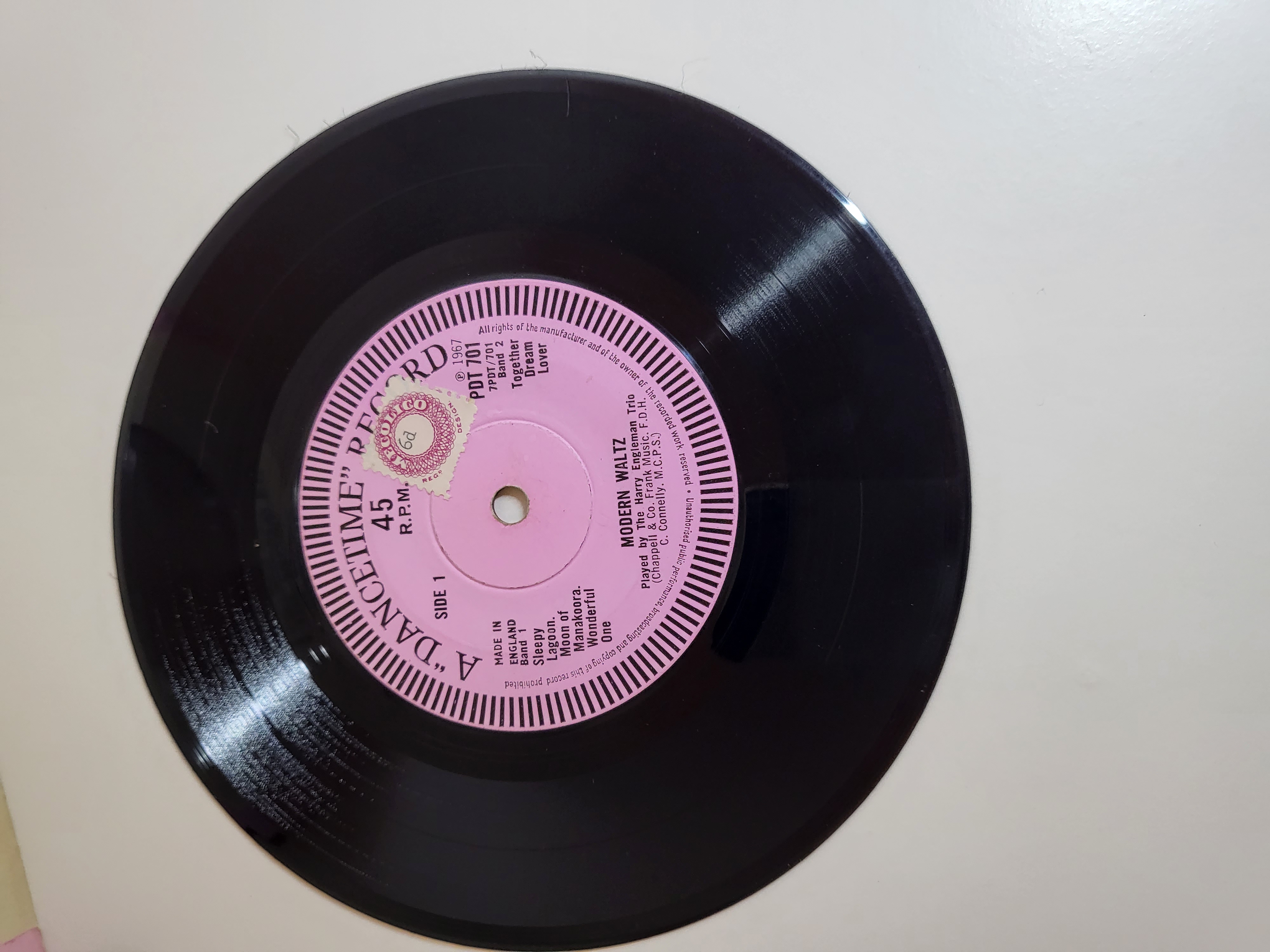 "MODERN WALTZ" VINILINĖ PLOKŠTELĖ