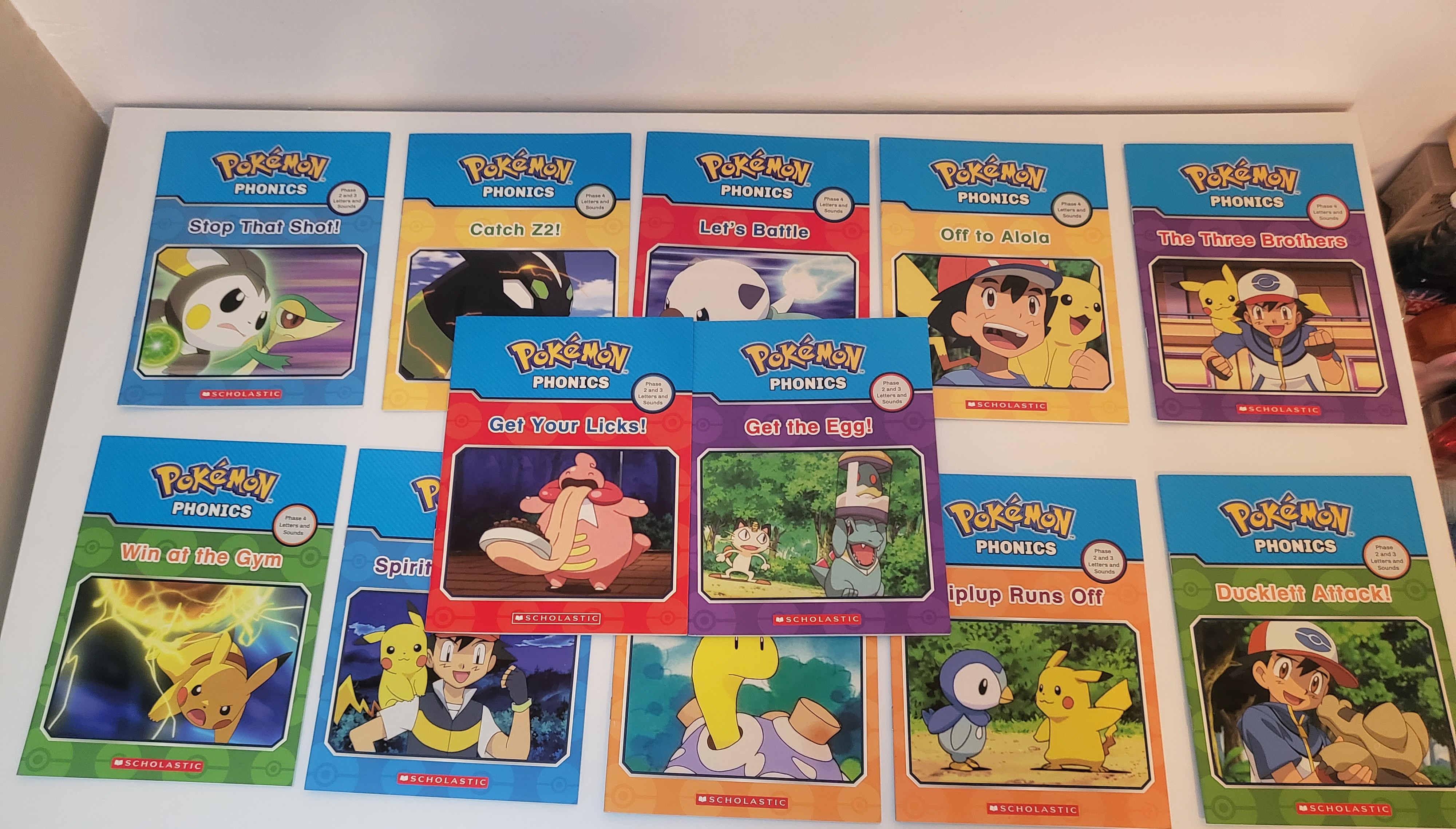 "POKÉMON" KNYGŲ RINKINYS