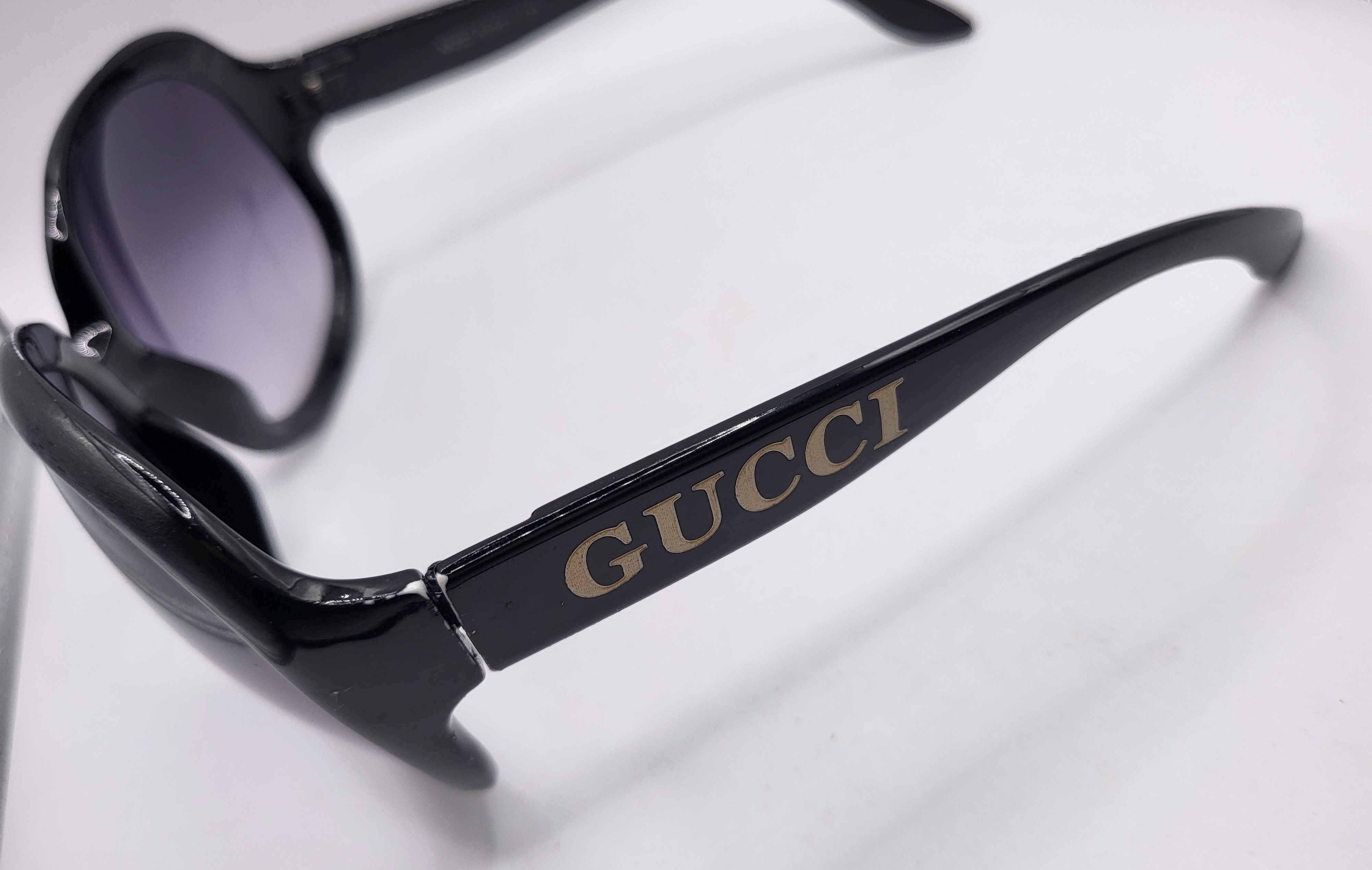 "GUCCI" AKINIAI NUO SAULĖS