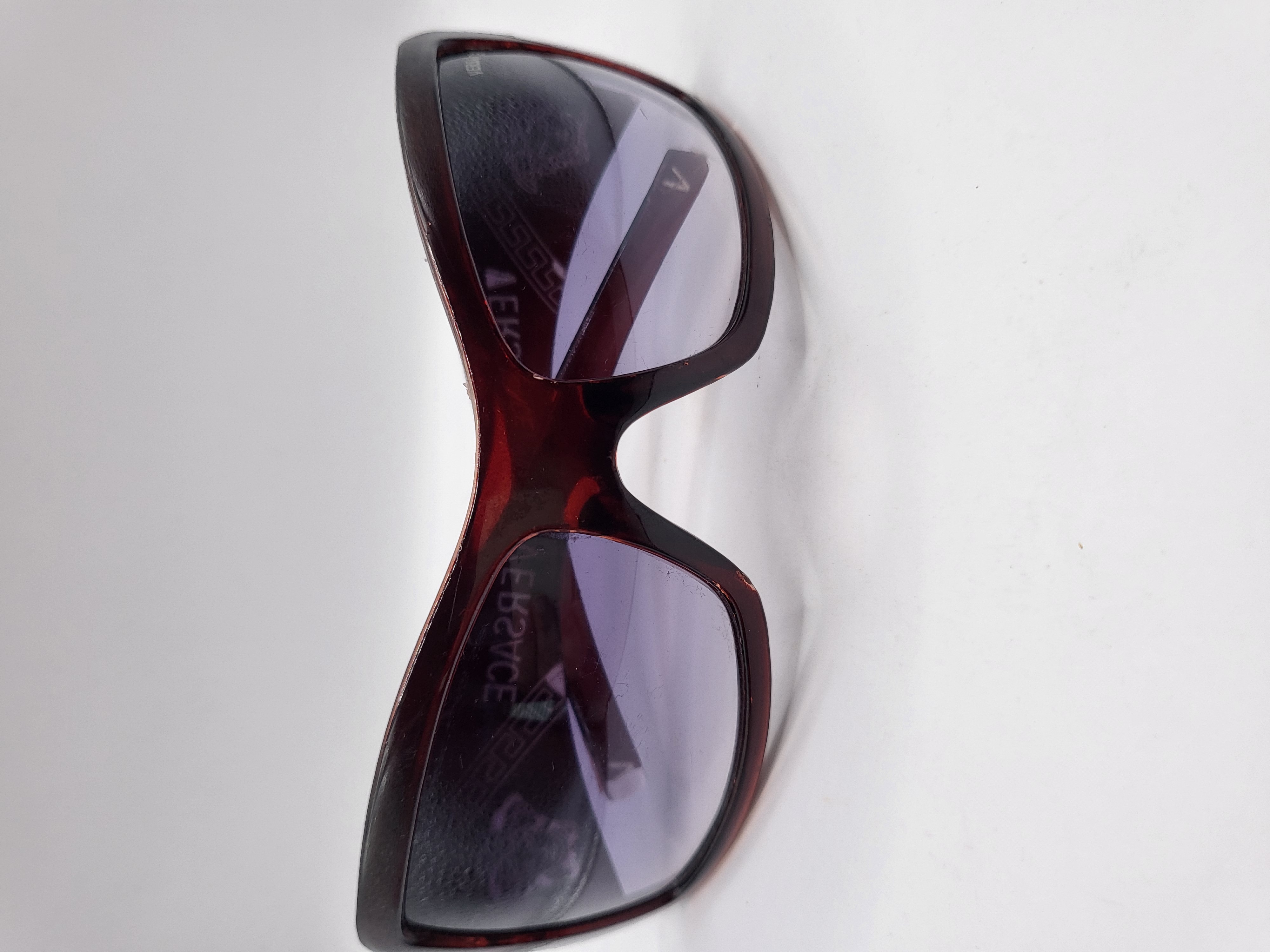 "VERSACE" AKINIAI NUO SAULĖS