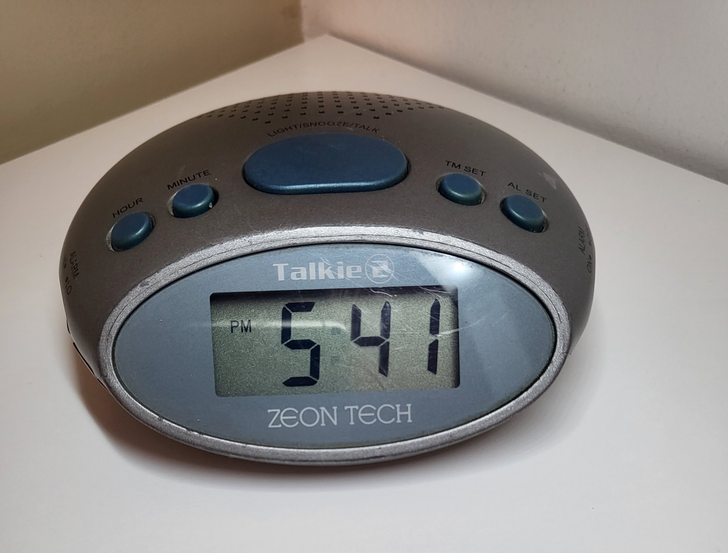 SKAITMENINIS ŽADINTUVAS "ZEON TECH"