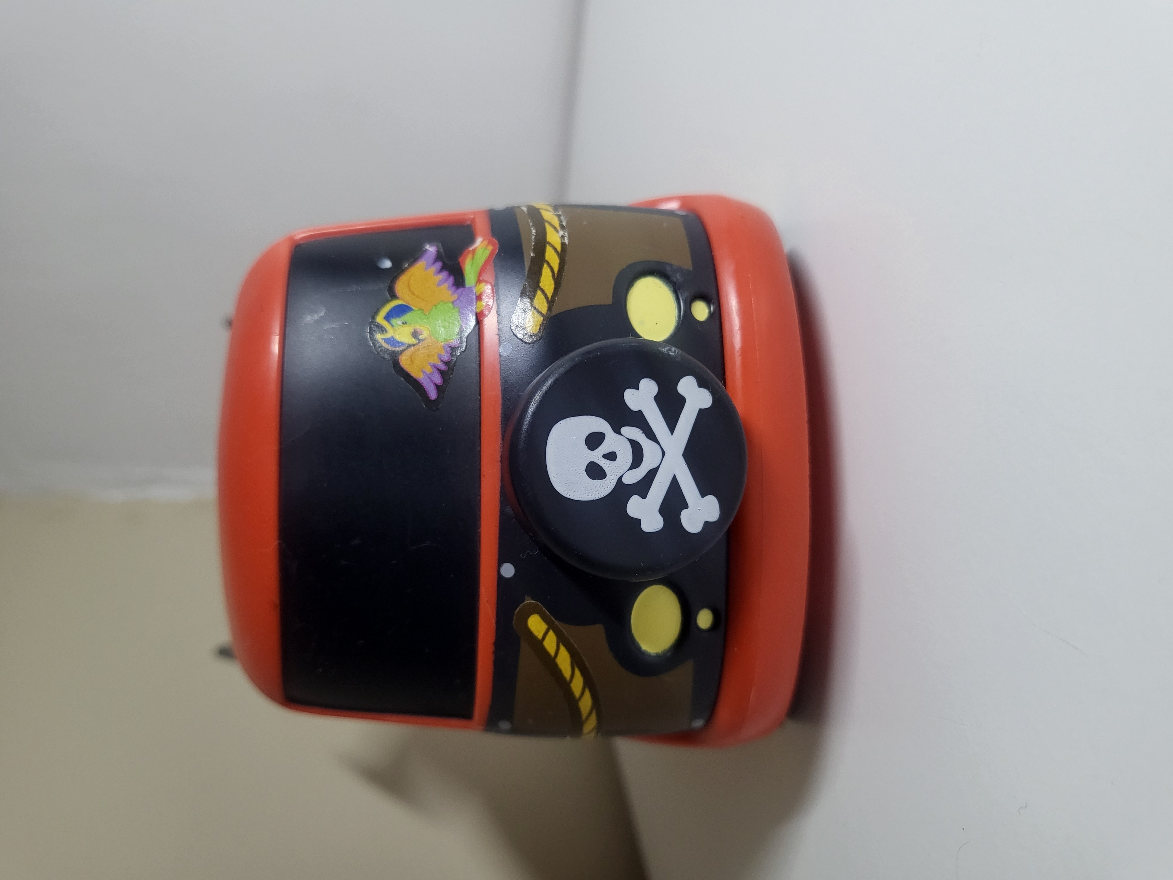 PIRATŲ ĮGULOS ŽAISLINIS VAIKIŠKAS AUTOMOBILIS