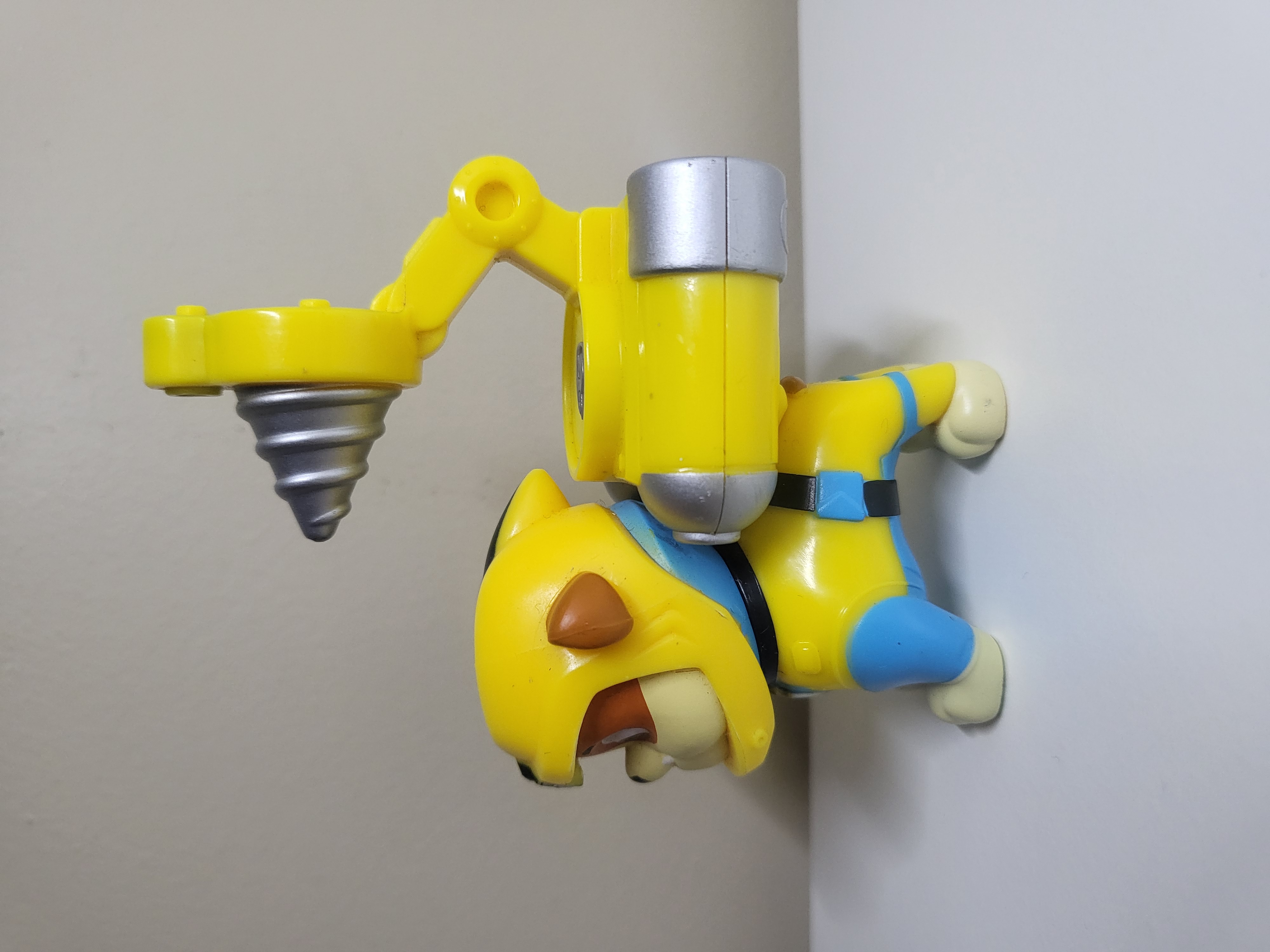 "PAW PATROL" FIGŪRĖLĖ SU GRĘŽTUVU