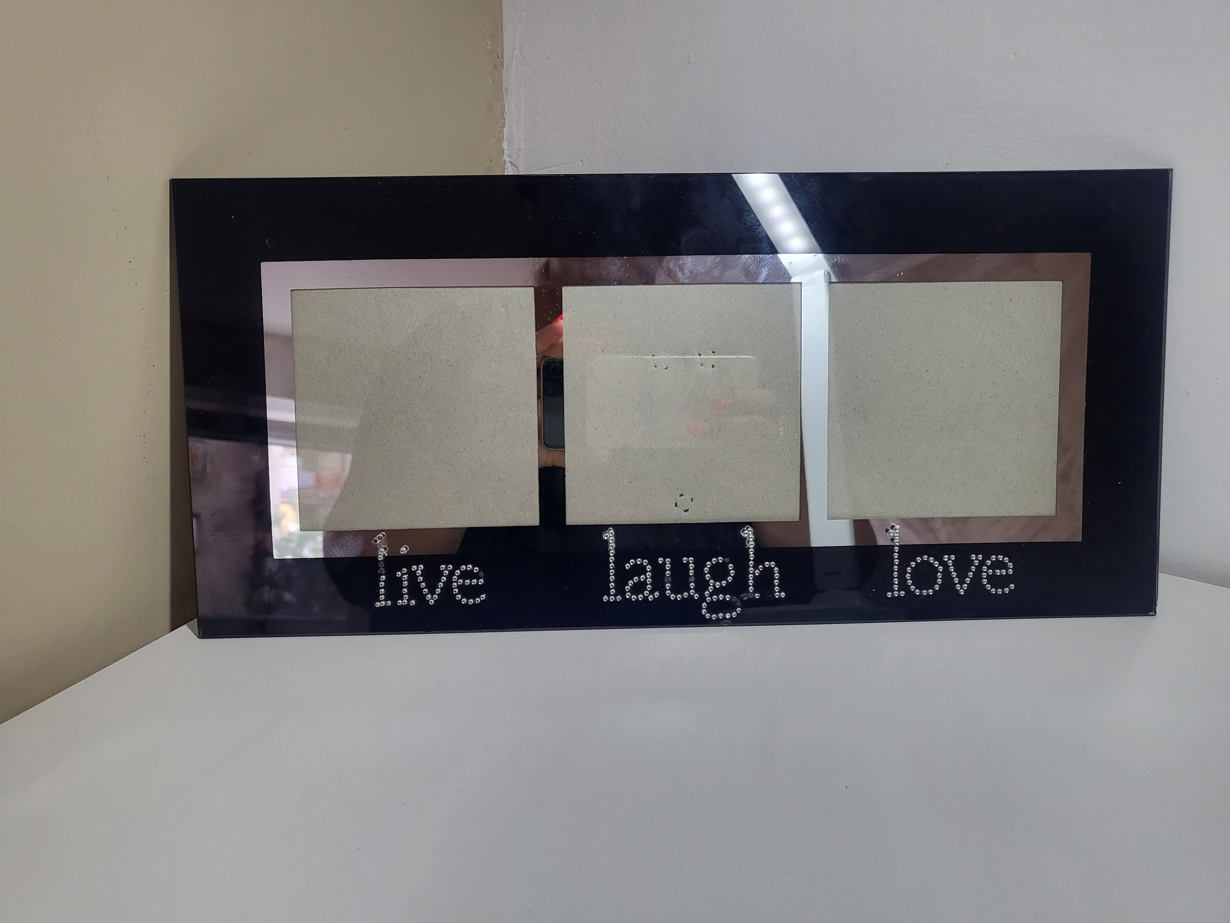 NUOTRAUKŲ RĖMELIS“ "LIVE LAUGH LOVE" 