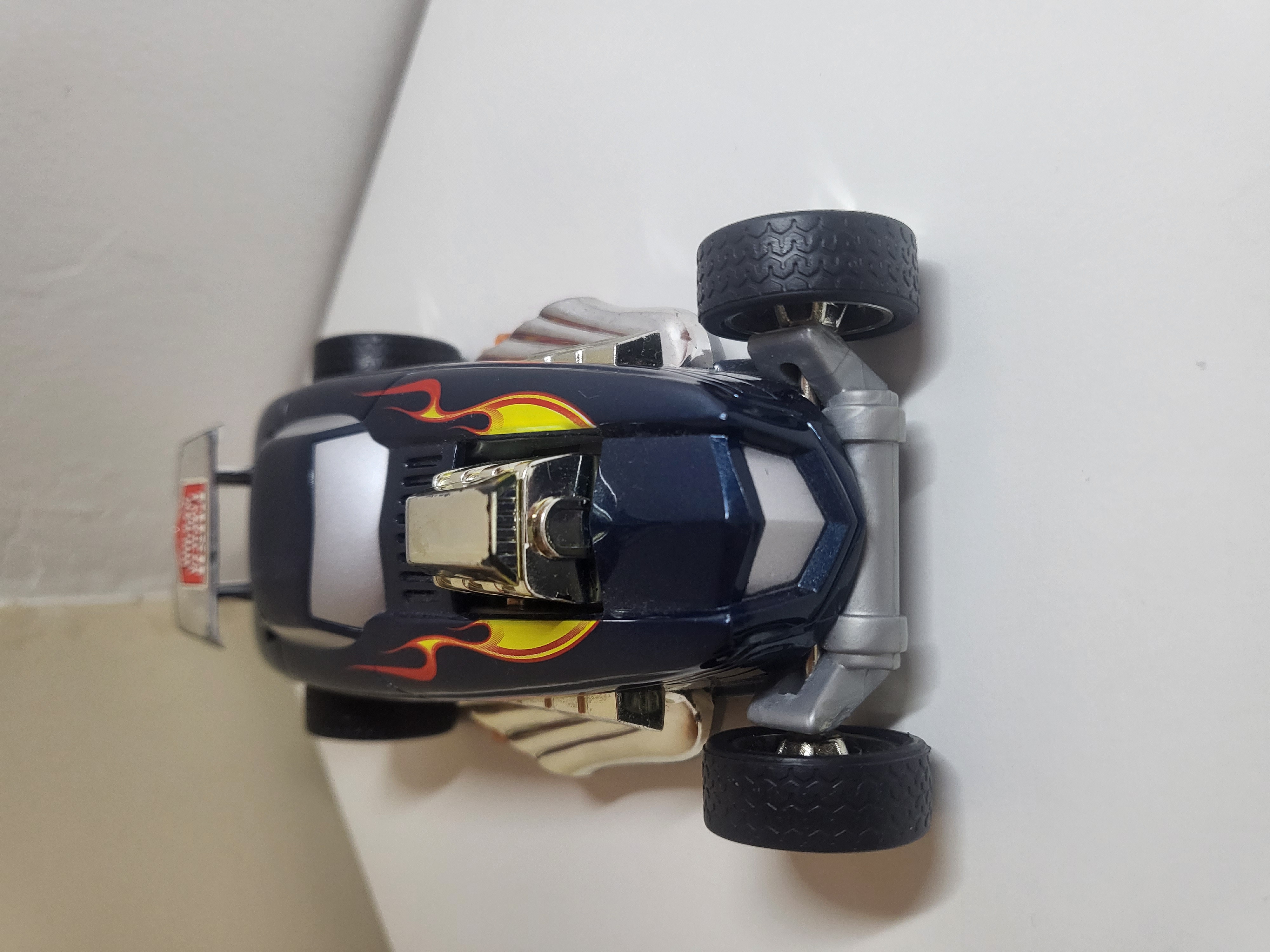 "HOT WHEELS 2002" LENKTYNINIS AUTOMOBILIS