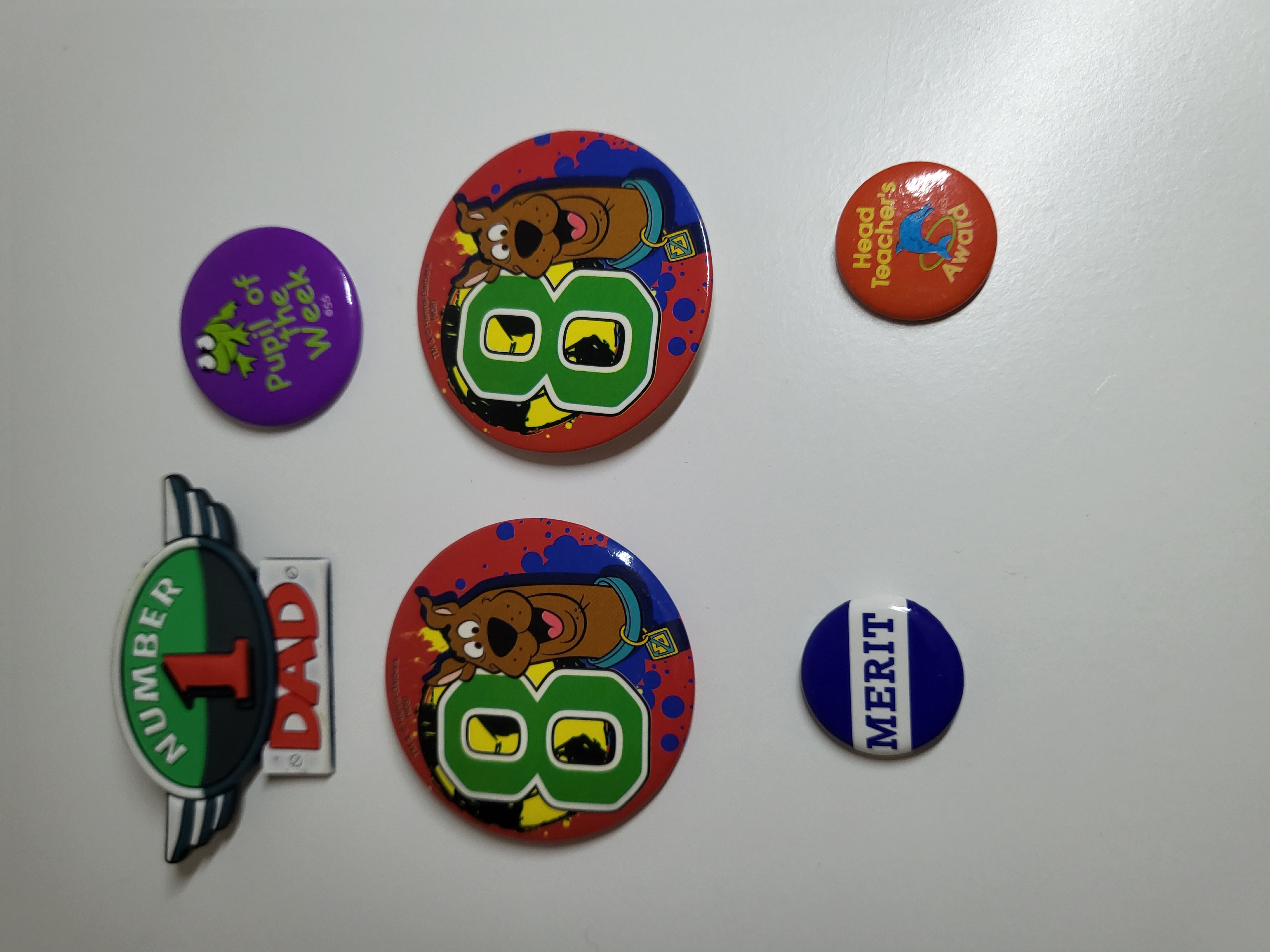 ŽENKLIUKŲ RINKINYS SU SCOOBY-DOO IR APDOVANOJIMAIS