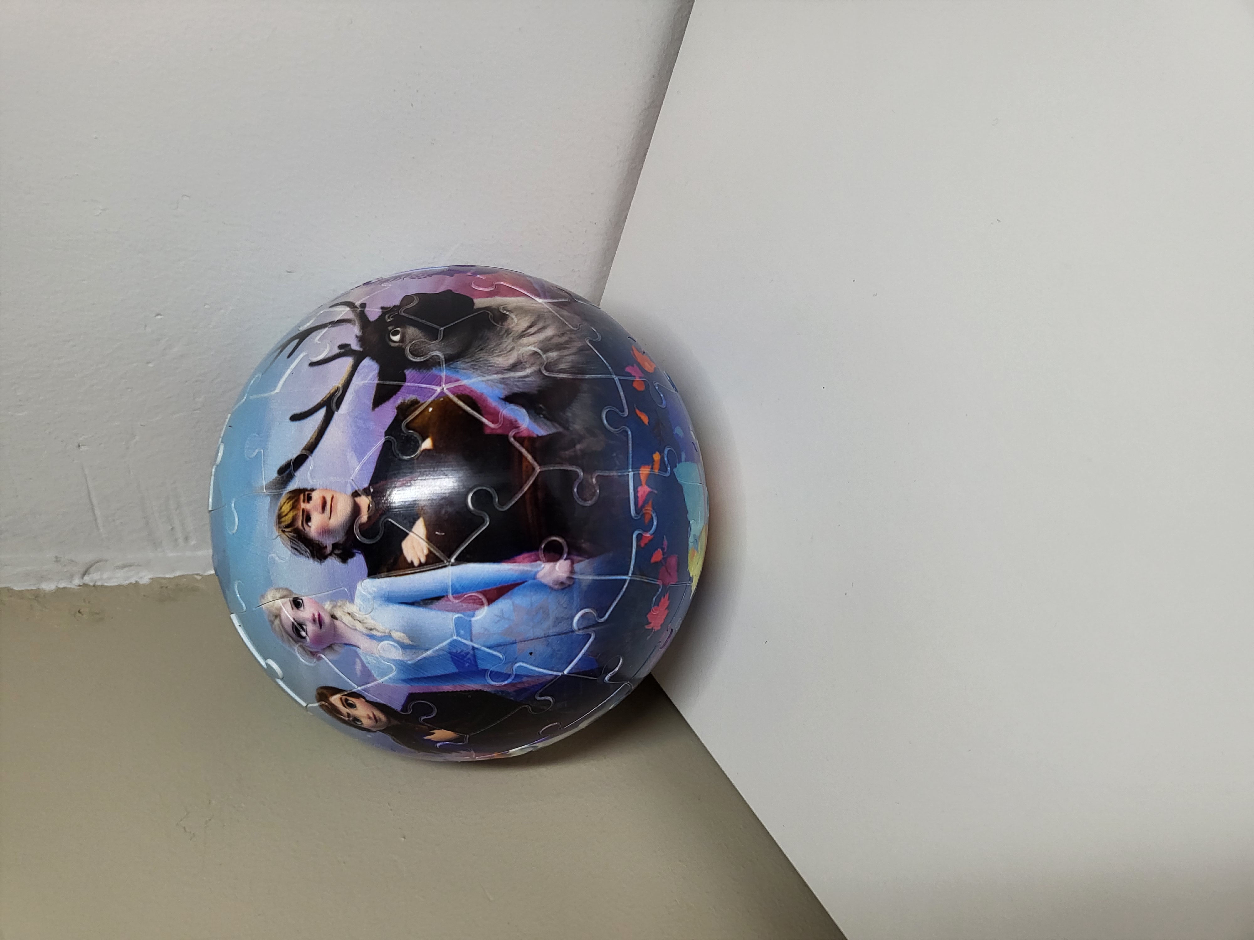 RAVENSBURGER 3D PUZZLE BALL - FROZEN II