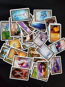 Oracle Card Reading with Blake & the Team