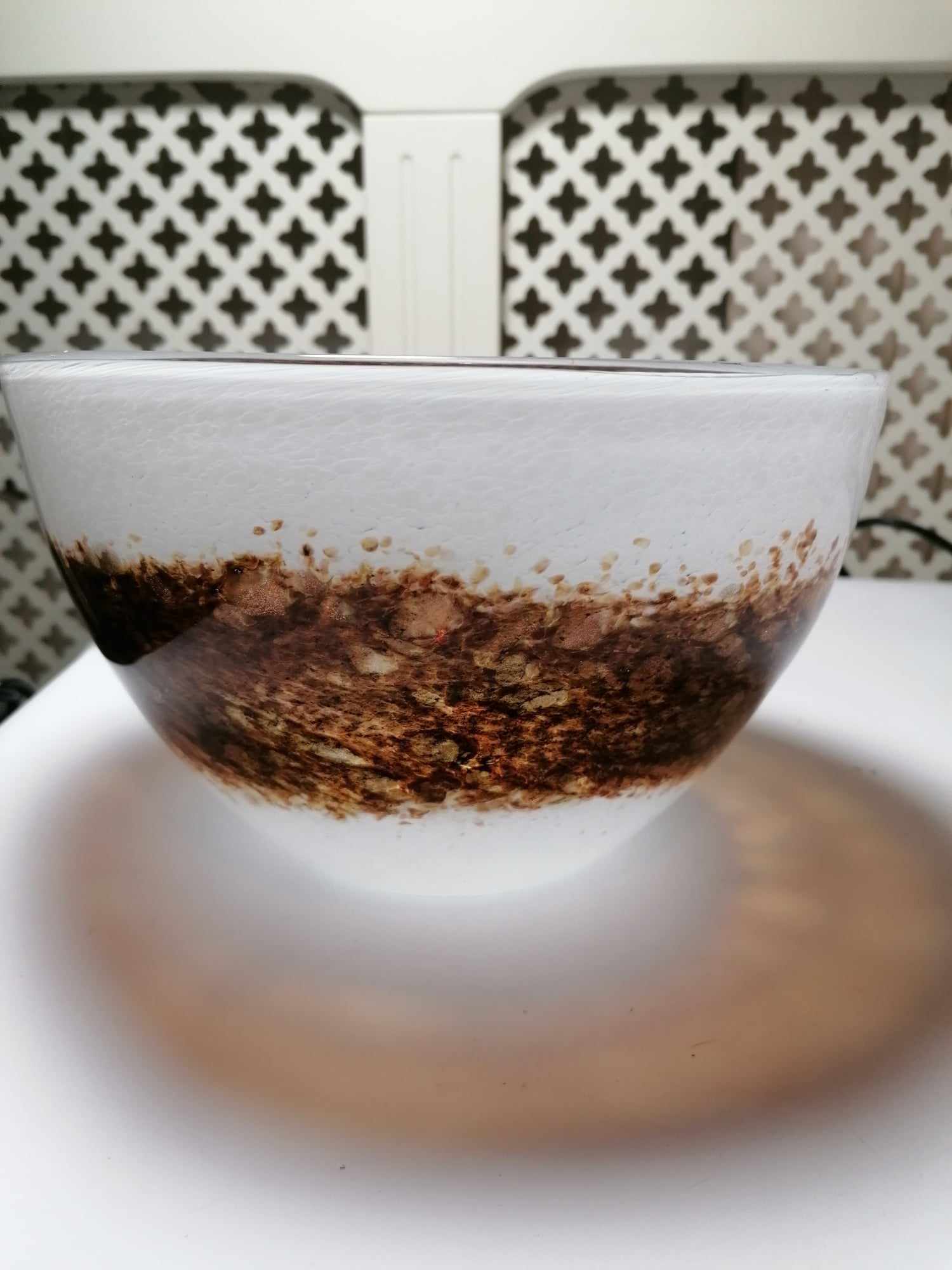 Beautiful Murano Bowl with real gold flecks. Stunning bowl. 22cm wide 14cm high 1970s