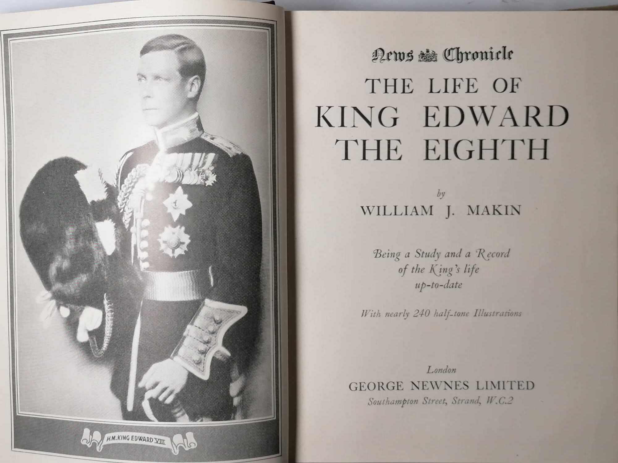 Book the life of King Edward the Eighth great condition 