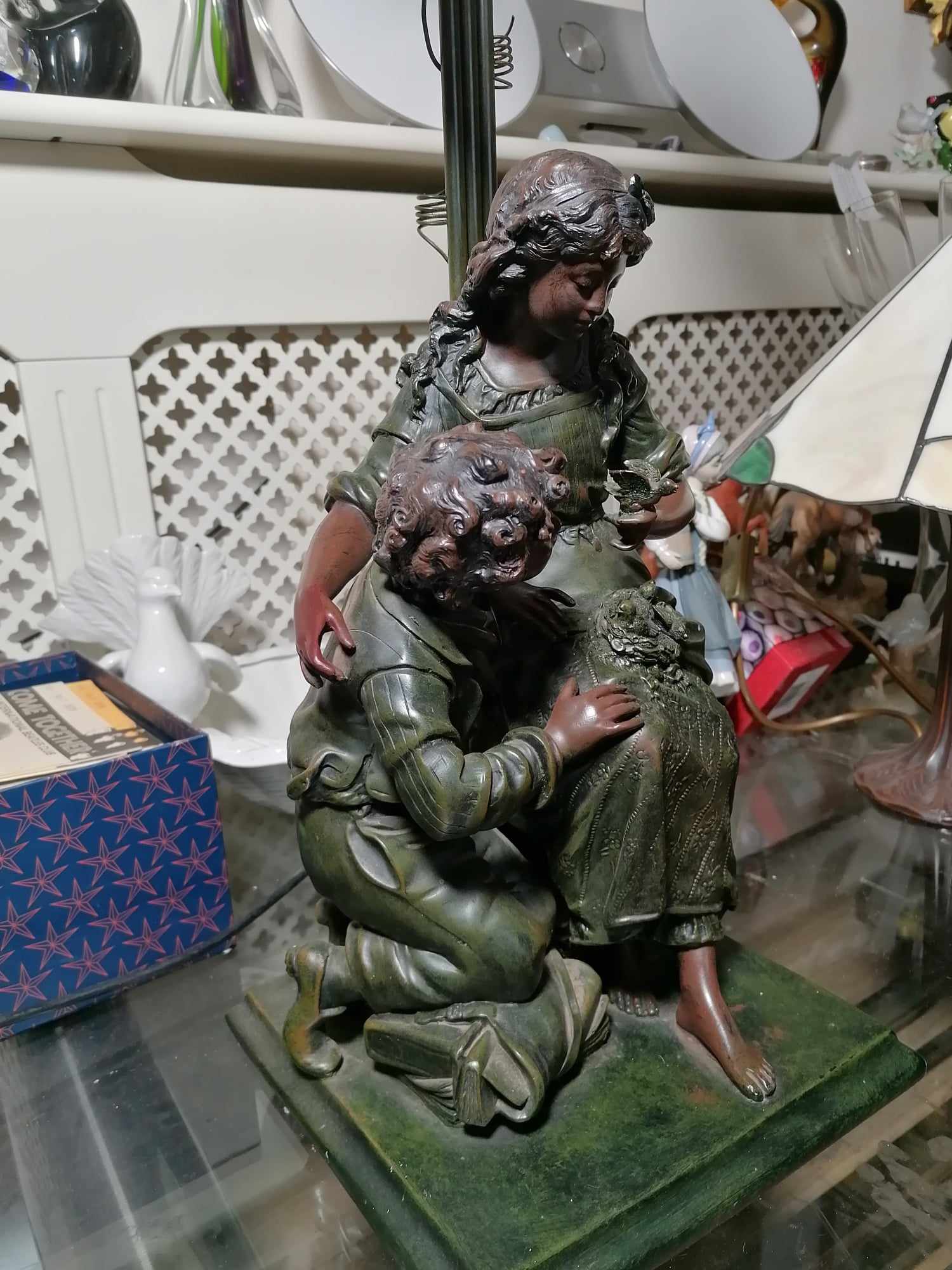 Auguste Moreau (copy) Lamp with 3x ART DE FRANCE patte de vere Shades stands 85cm and weighs 8.2 Kilo