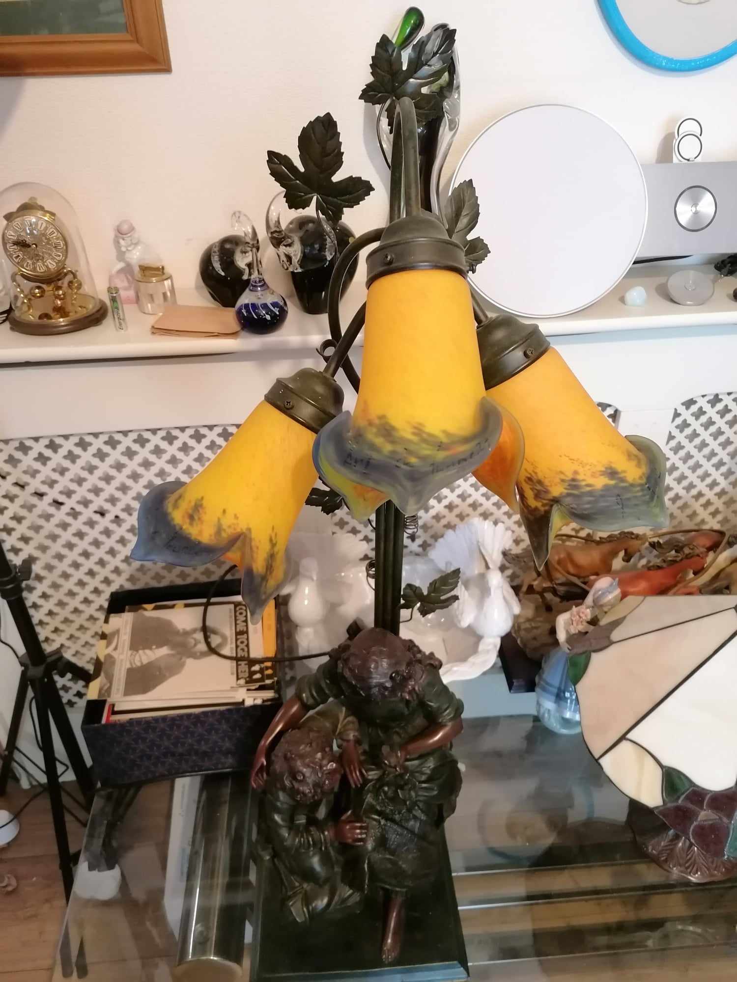 Auguste Moreau (copy) Lamp with 3x ART DE FRANCE patte de vere Shades stands 85cm and weighs 8.2 Kilo