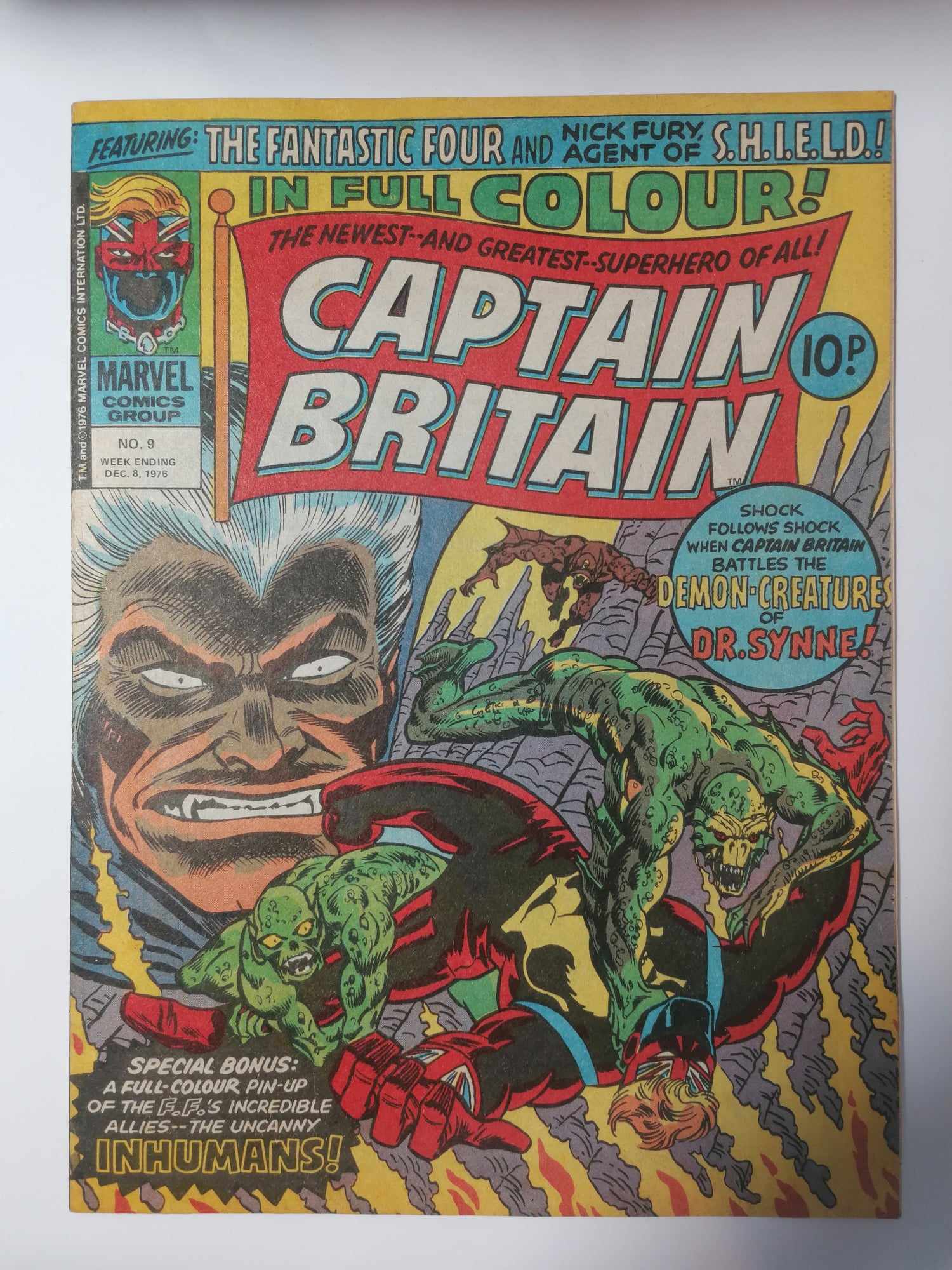 MARVEL CAPTAIN BRITAIN #9 VOL 1 1976 BRONZE AGE RARE