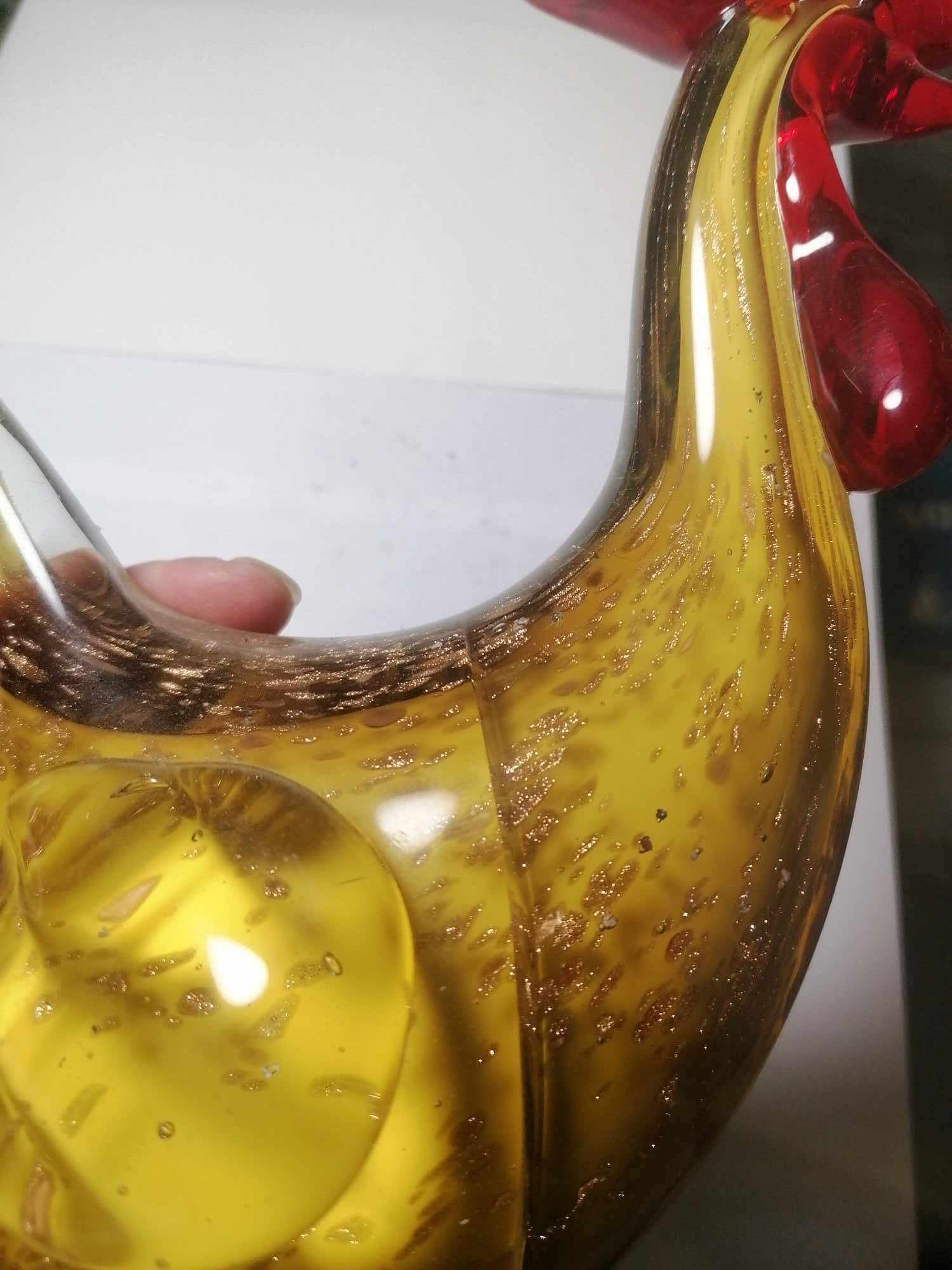 Murano Real Gold fleck Cockerel 25cm 1.5 Kilo  few cracks thruout 