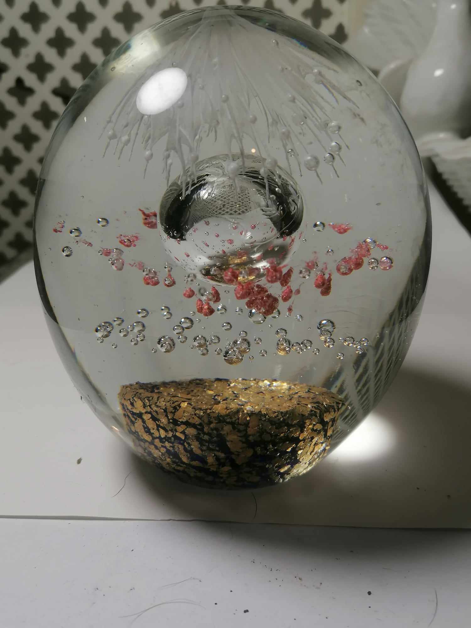 Large Bullicante Dump/Paper Weight. 14 x 12cm 1.5 Kilo in Gold Pink and Clear (Believed to be Murano)