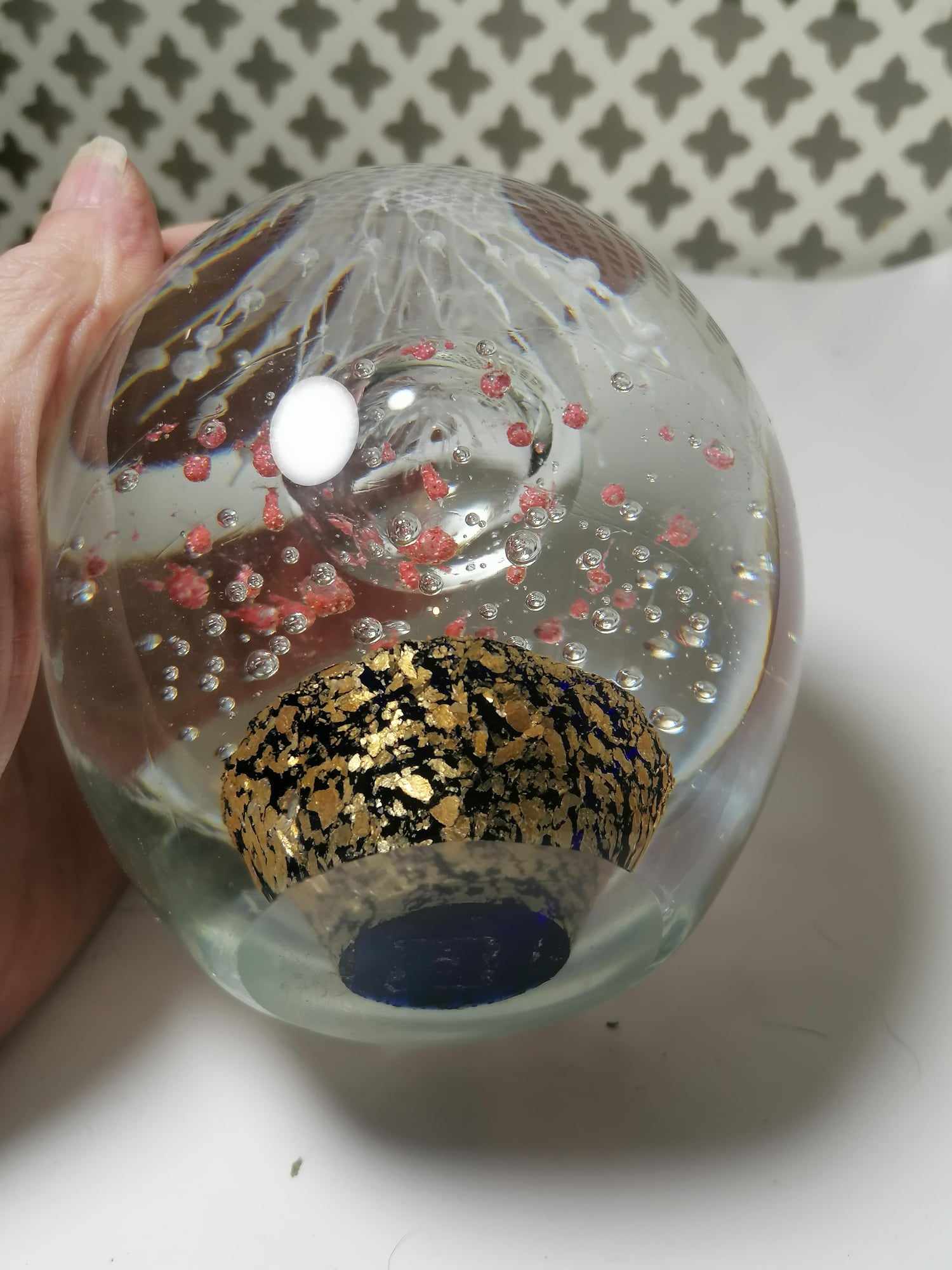 Large Bullicante Dump/Paper Weight. 14 x 12cm 1.5 Kilo in Gold Pink and Clear (Believed to be Murano)