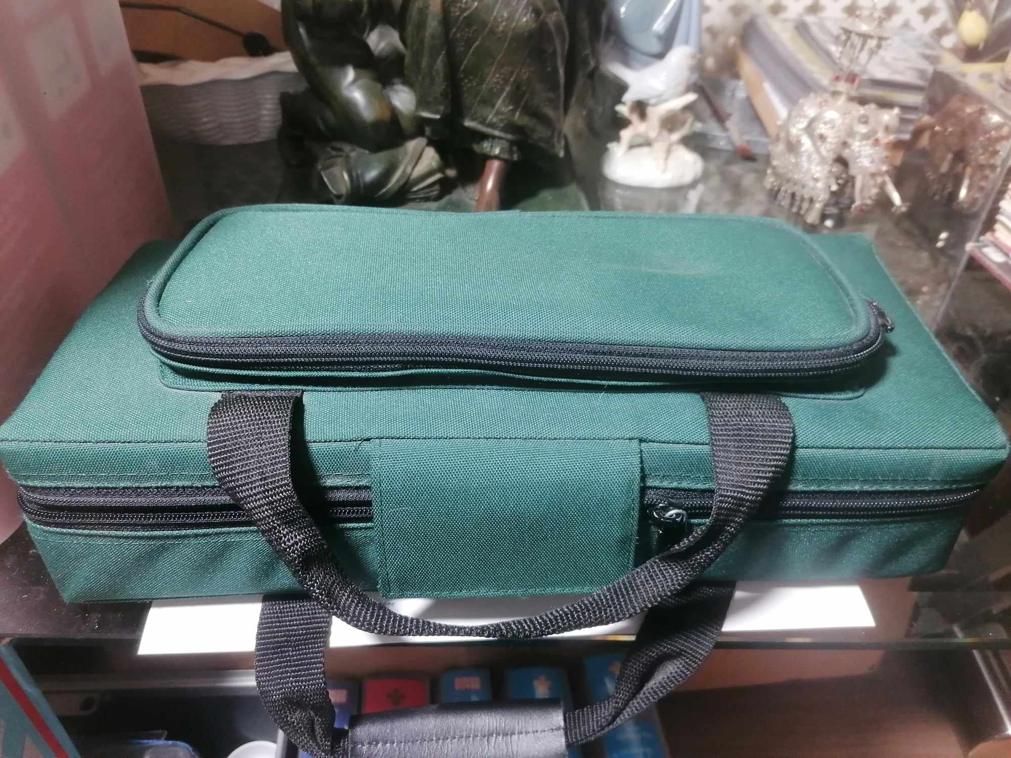 Dolmetsch Treble Recorder 3 piece PLastic Used but in great condition with neew carry case