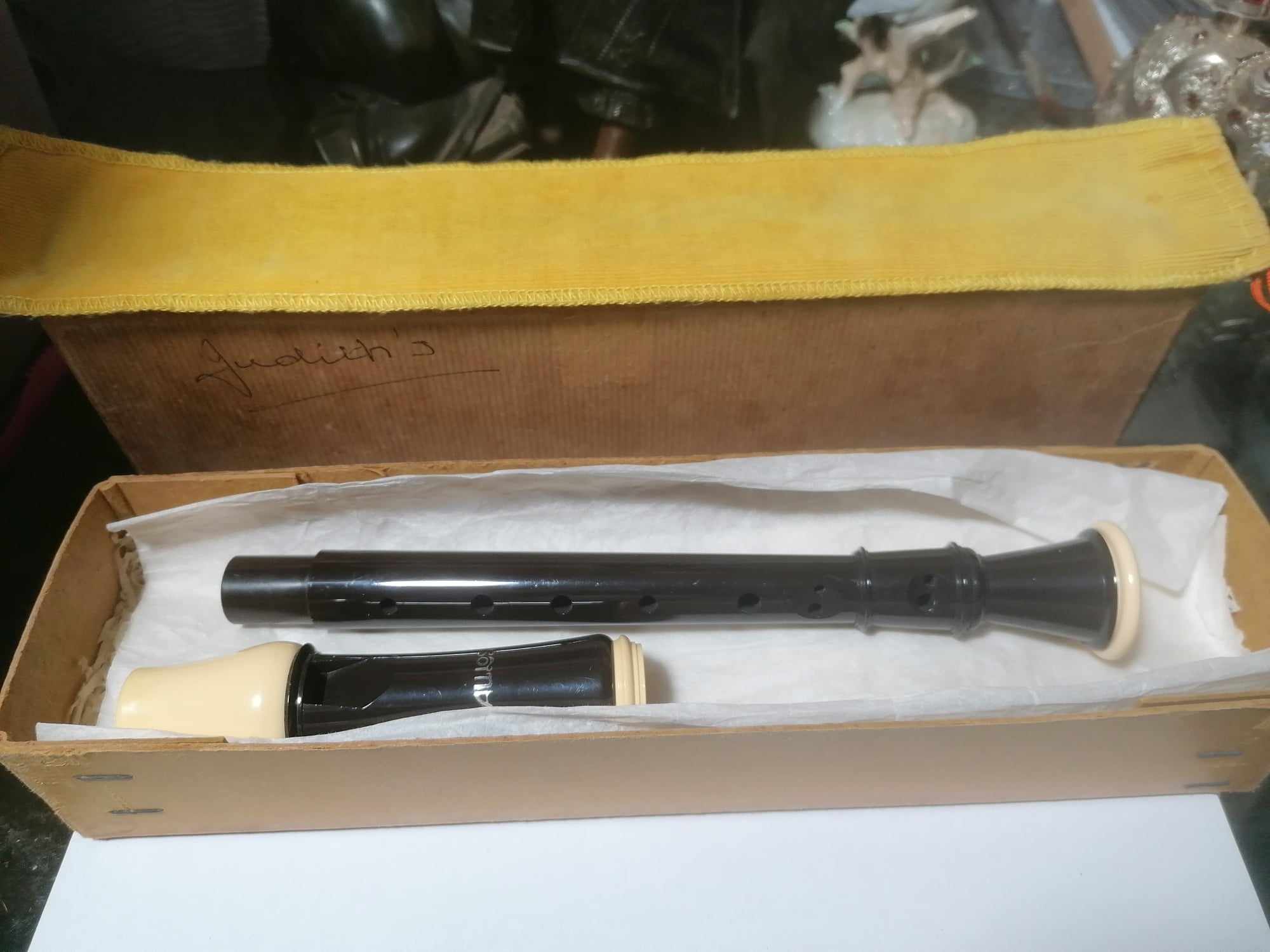 Vintage Dolmetsch Aulos 205E Recorder nice condition. 