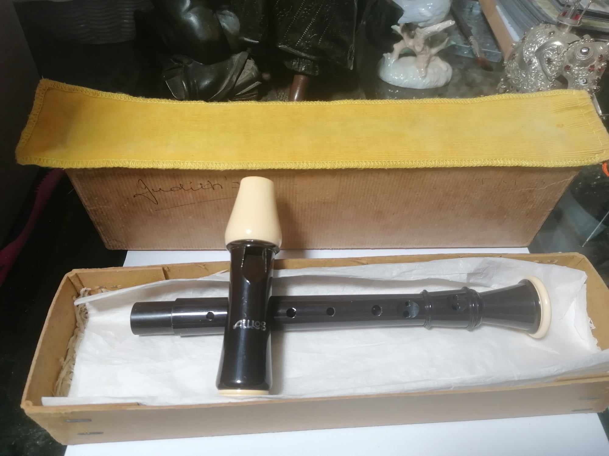 Vintage Dolmetsch Aulos 205E Recorder nice condition. 