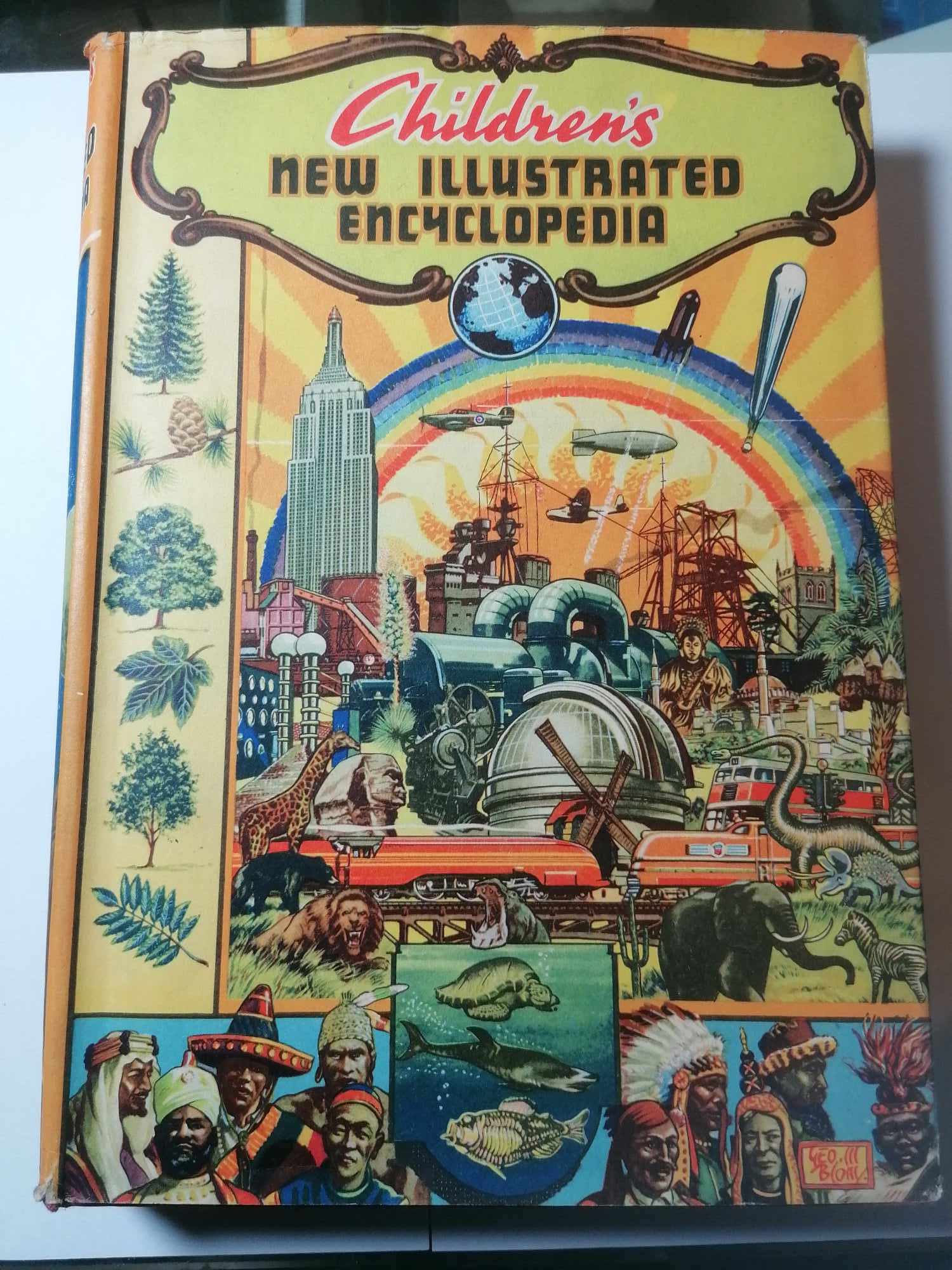 1950 children's new illustrated encyclopedia john r crossland with dust cover Excellent condition 