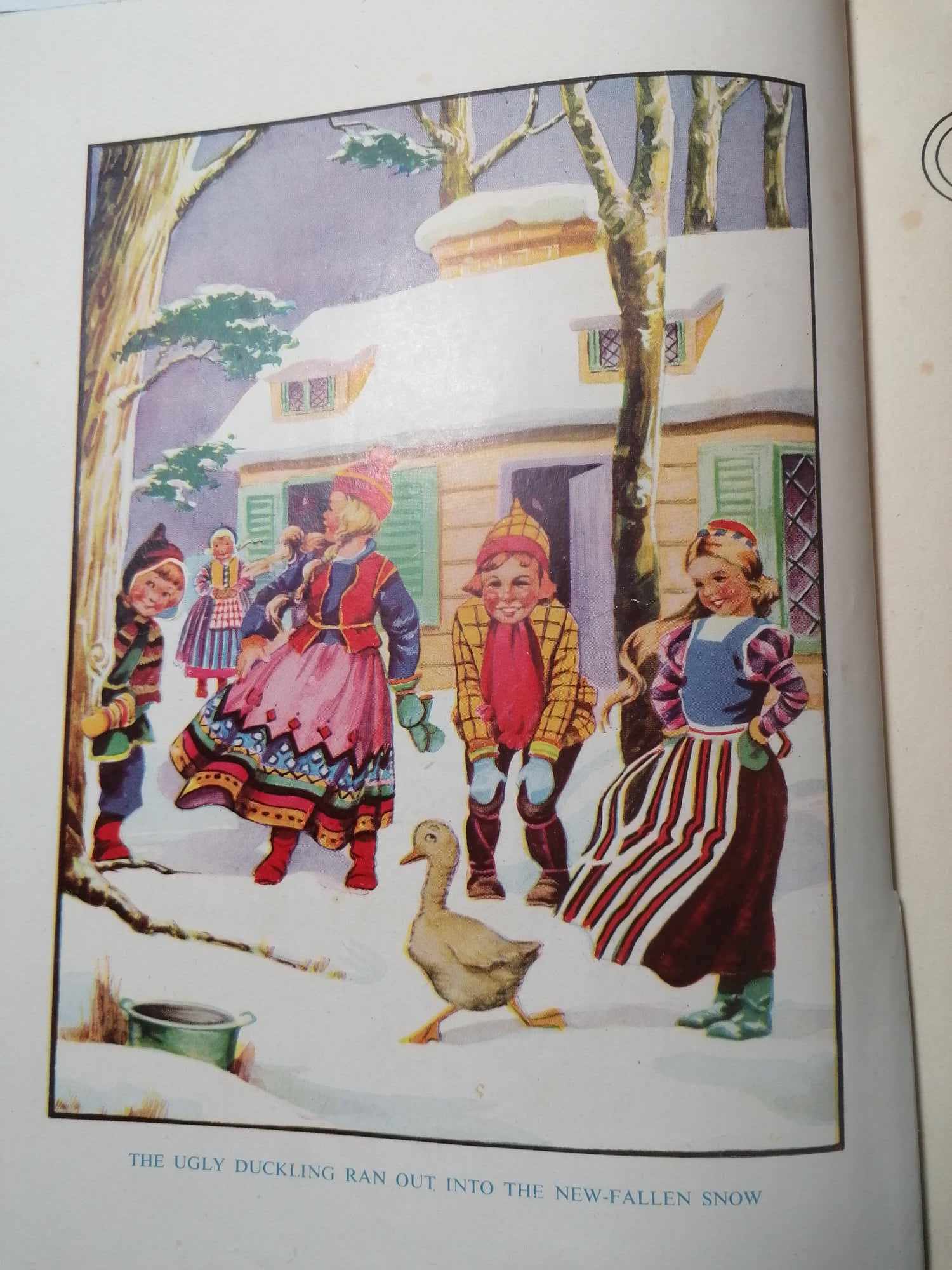 Mother Goose Nursery Rhymes - Proverbs & Rhyme Games. Illustrated by Charles Williams.