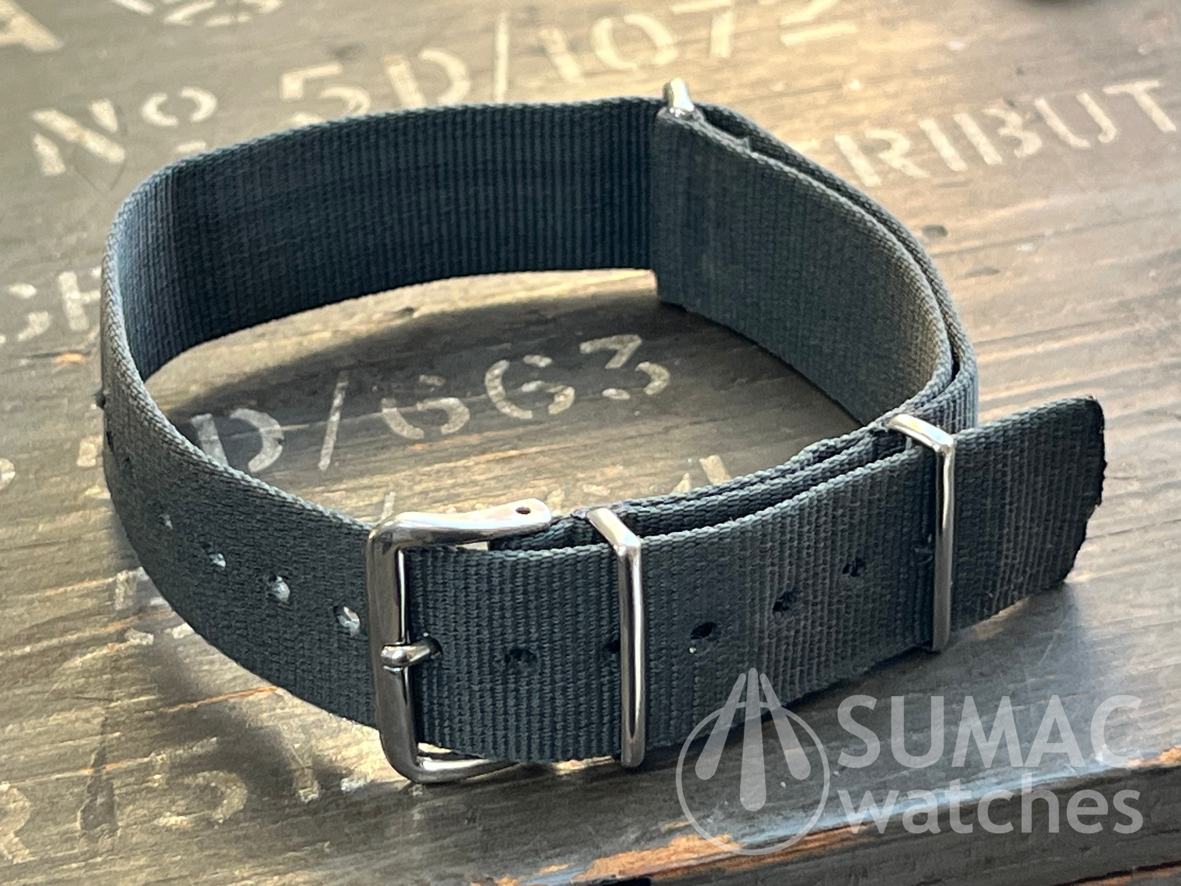 Used 1990s 18mm MoD issued Phoenix-type heat-bonded grey strap (ref #32)